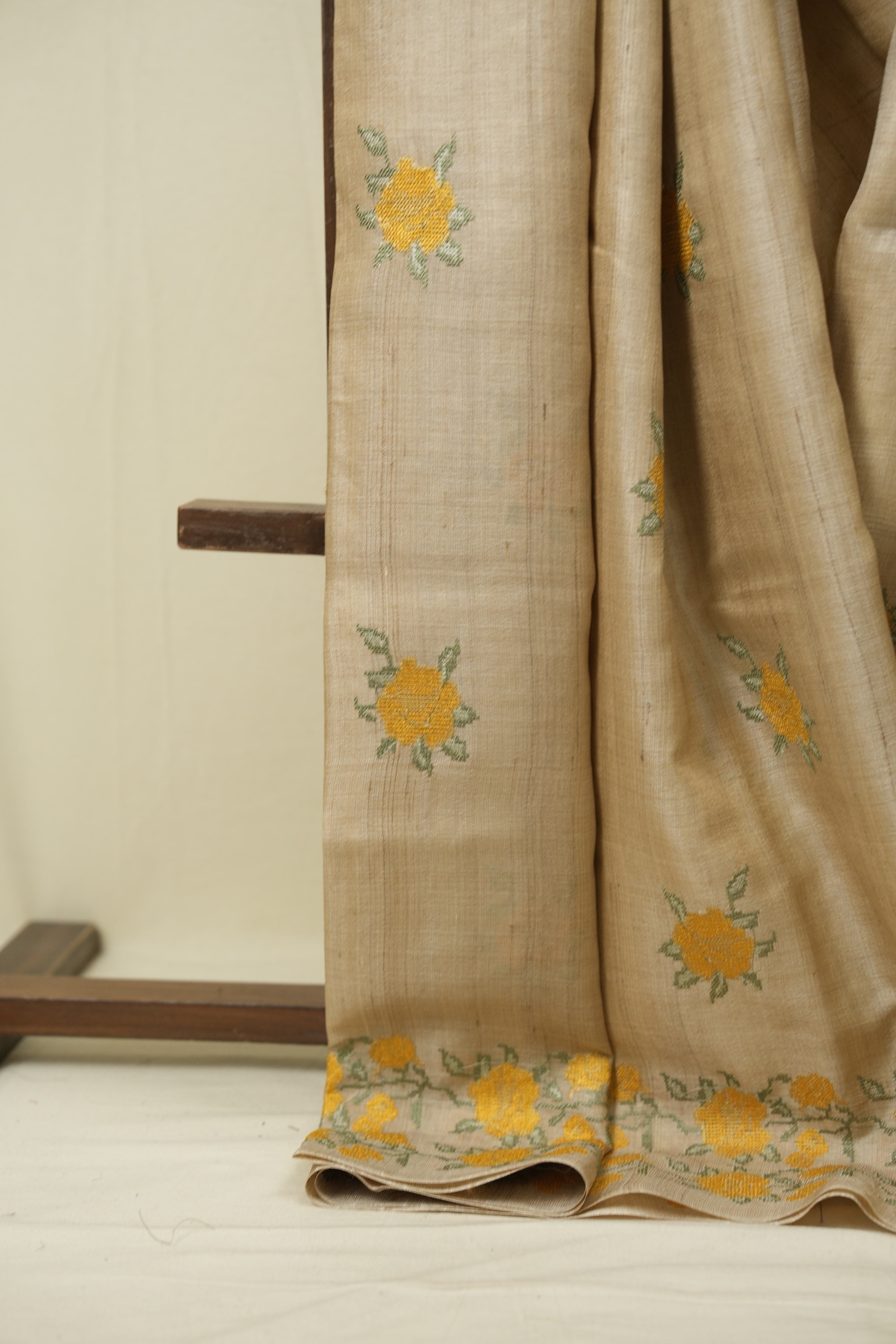 Cream Machine Embroidered Tussar Silk Saree - SRCMETSS1573