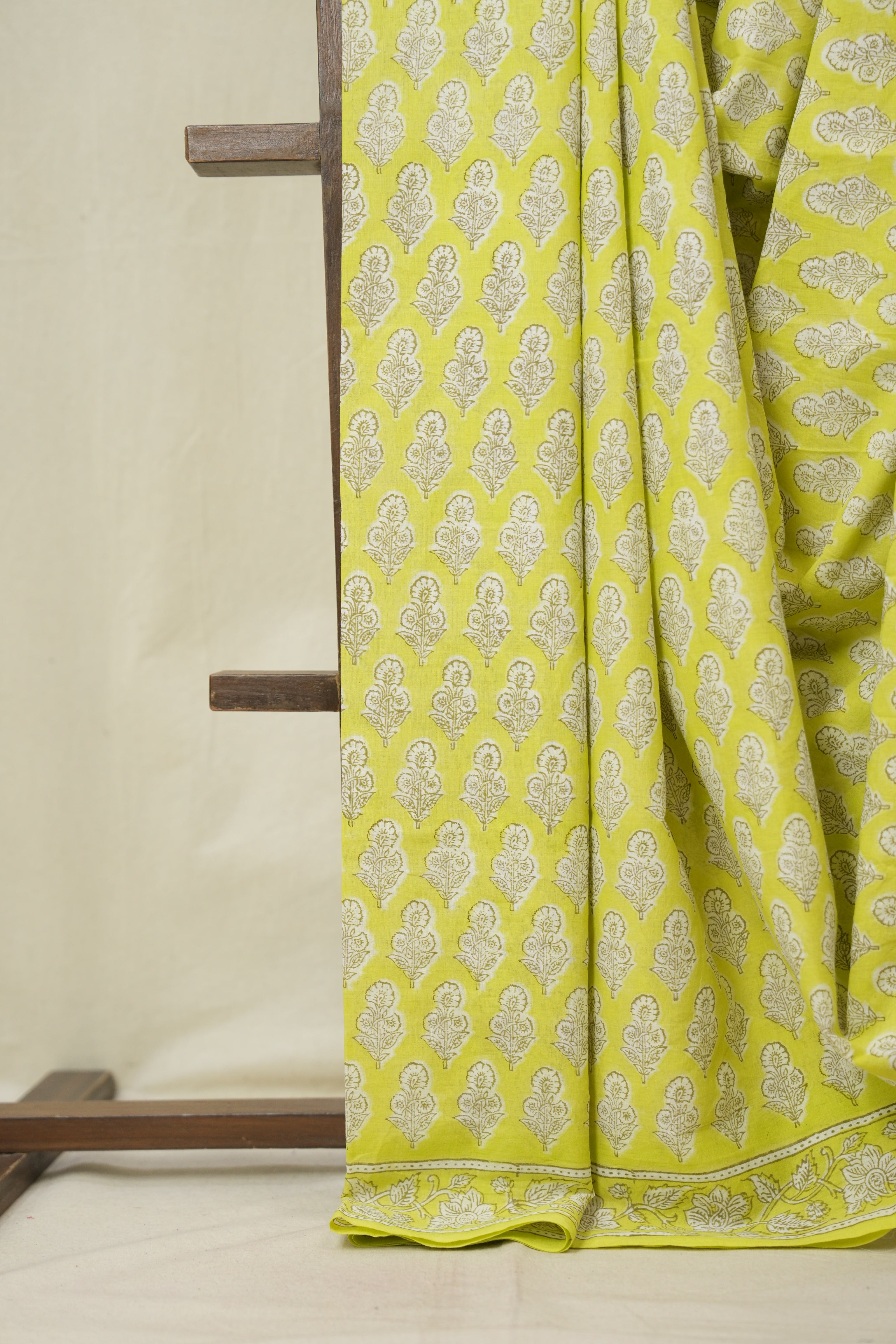 Green HBP Cotton Saree - SRGCS3299