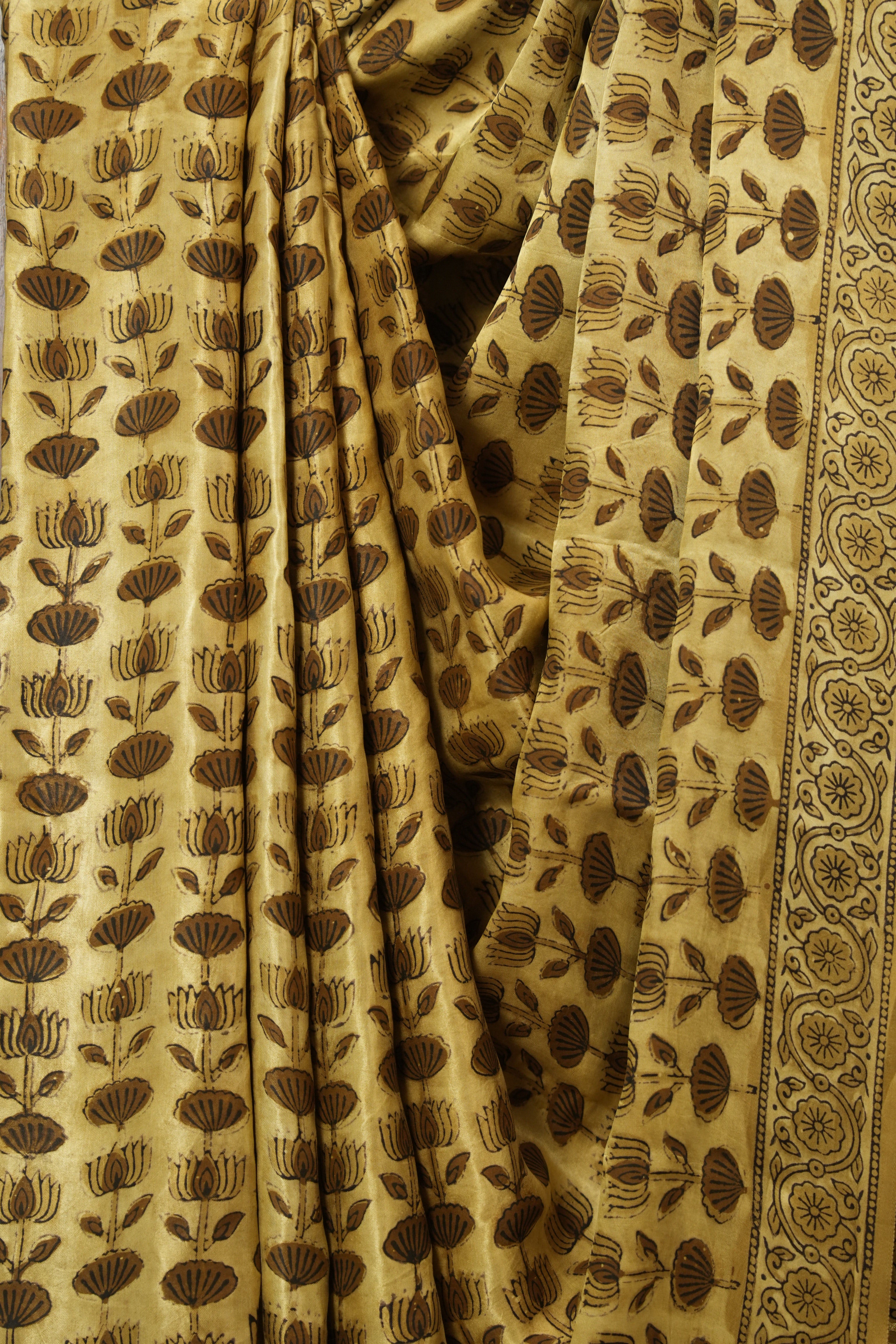 Cream Gold HBP Modal Silk Saree - SRCGMSS535