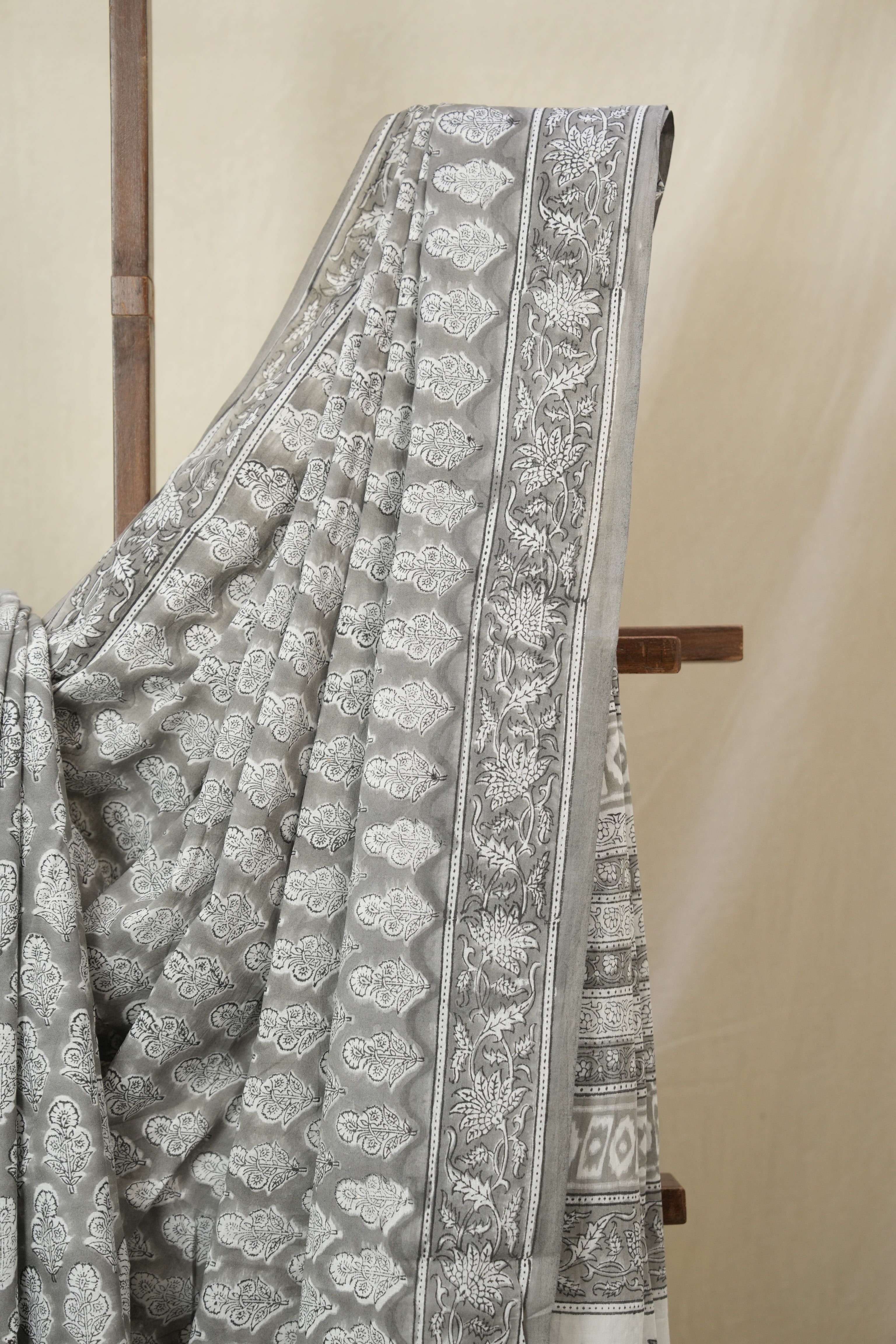 Grey HBP Cotton Saree - SRGCS3297