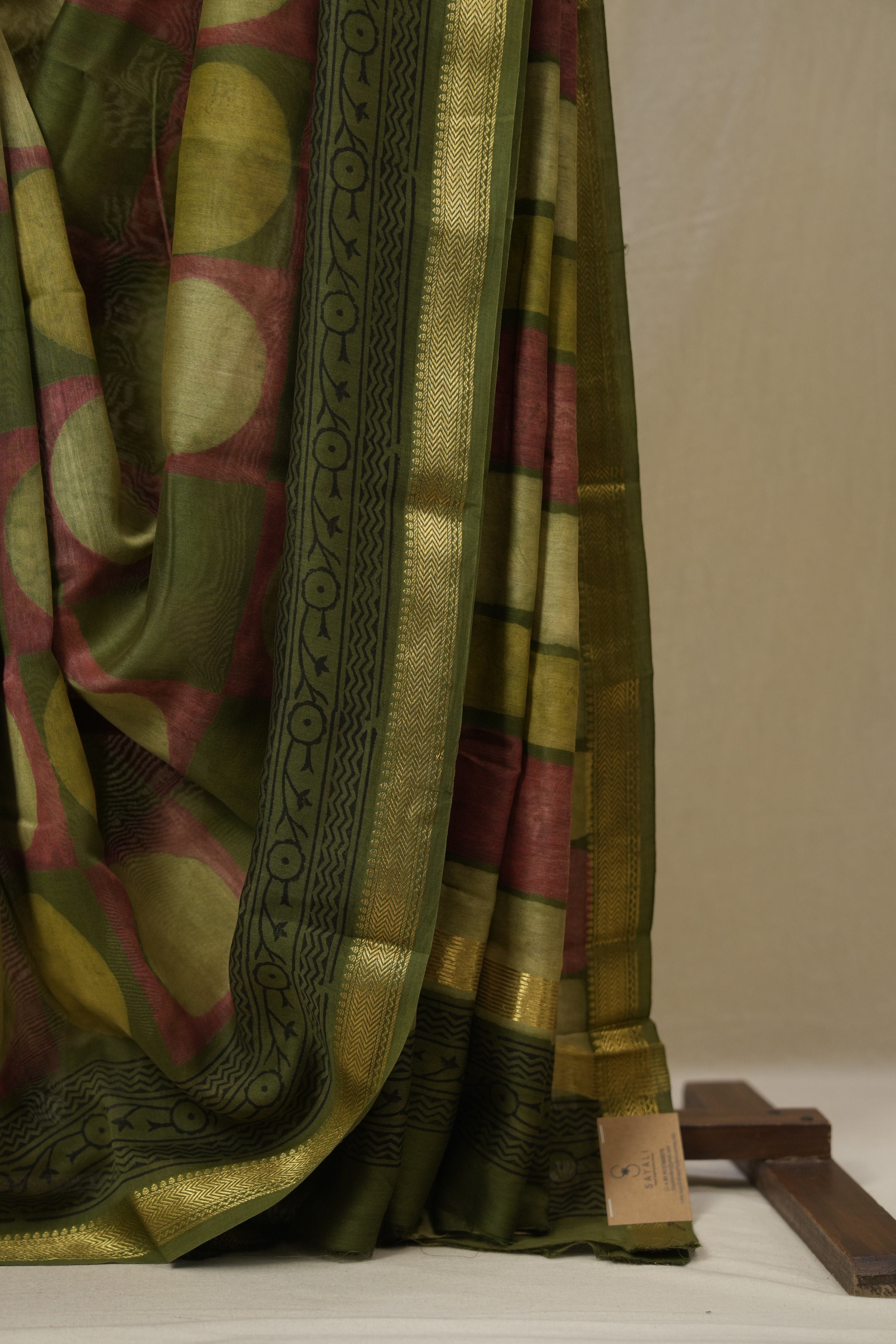 Olive Green Cotton Silk Saree with Maheshwari Border - SROGCSS1662