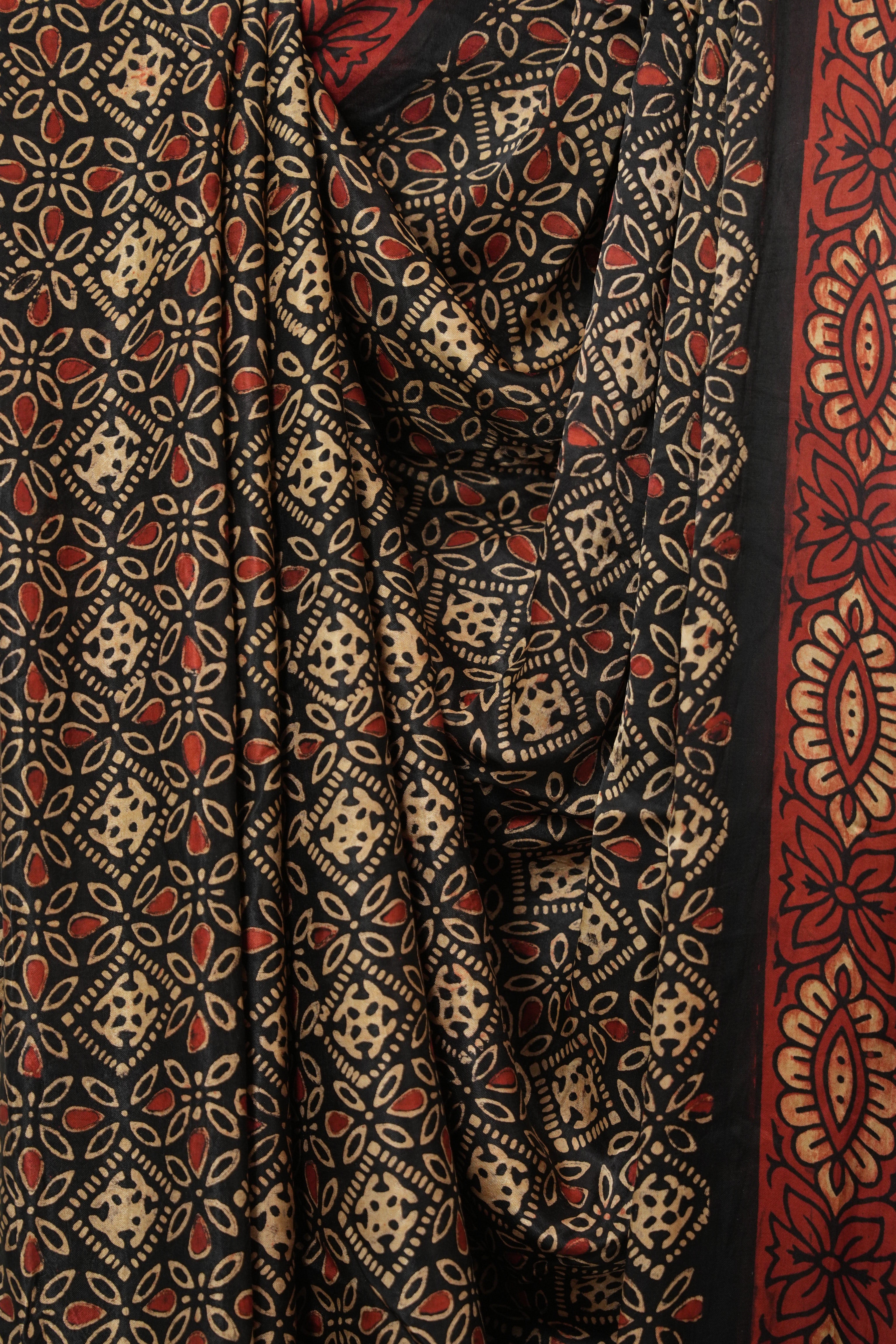 Black HBP Modal Silk Saree - SRBMSS543
