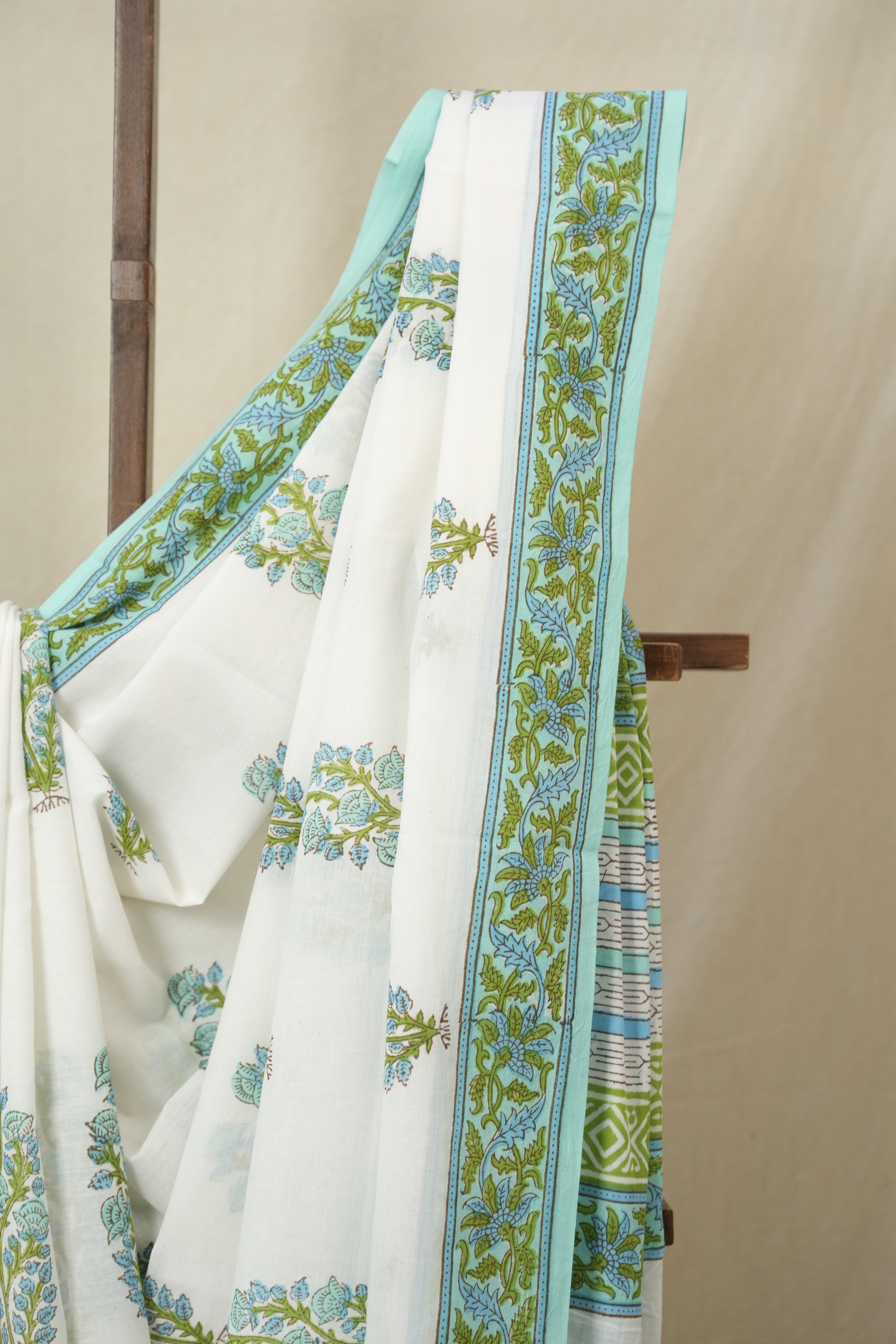 White HBP Cotton Saree - SRWCS3343