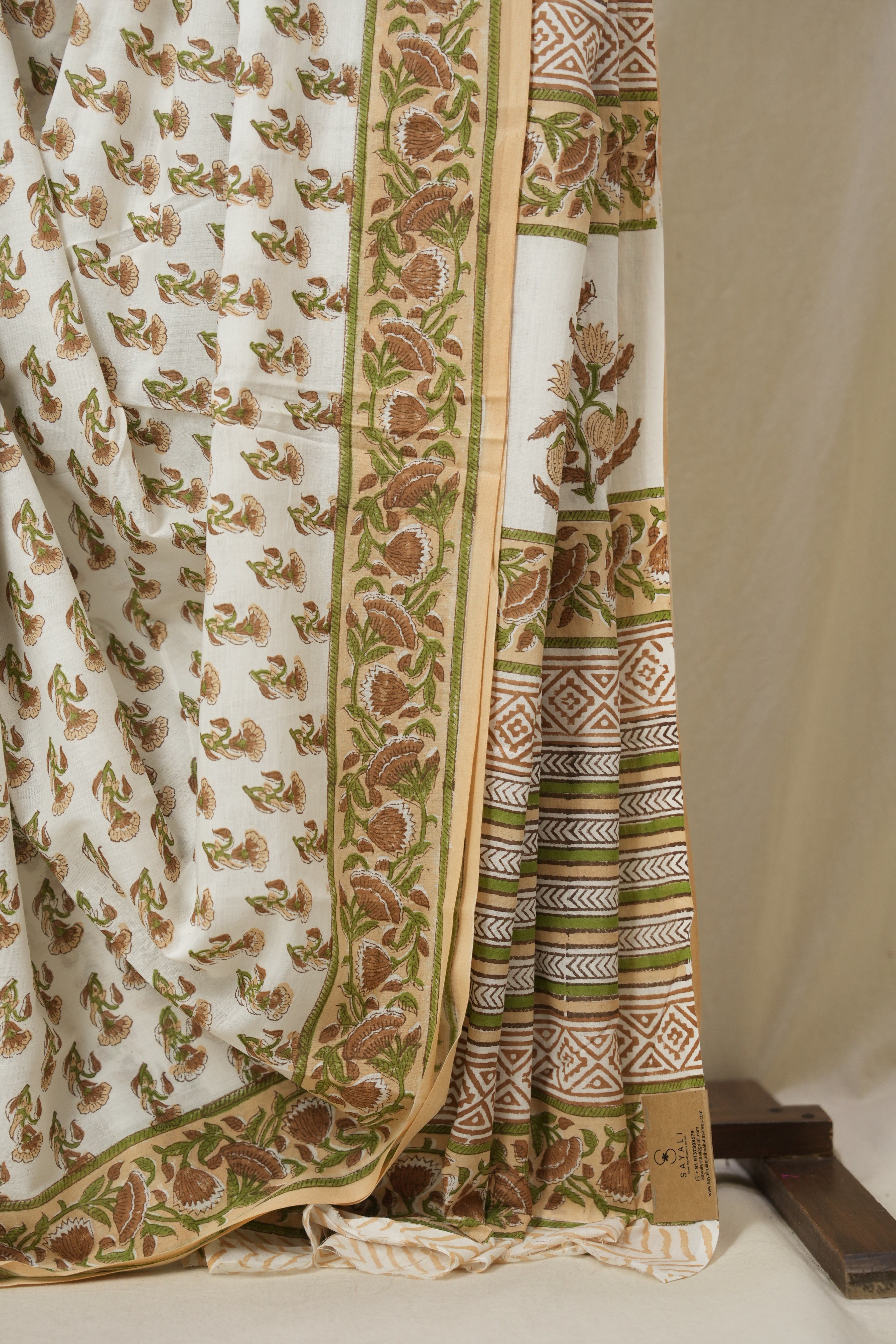White Floral HBP Cotton Saree - SRWFCS3347