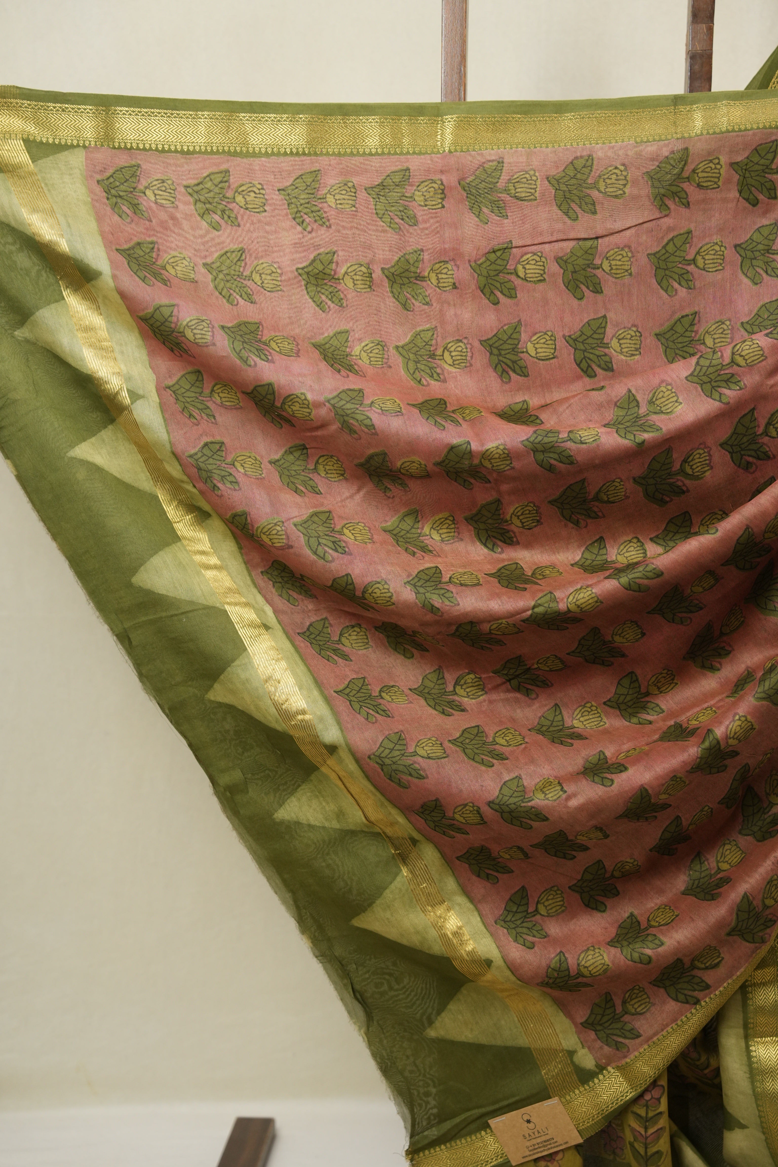 Green HBP Cotton Silk Saree With Maheshwari Border - SRGCSS1660