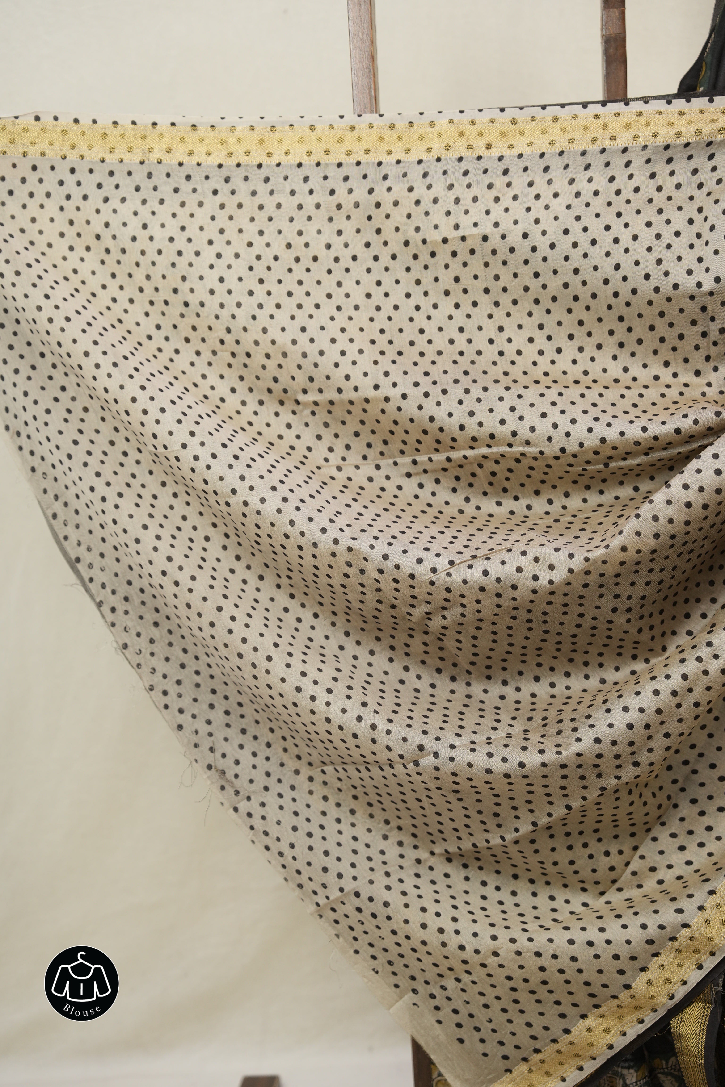 Black Cotton Silk Saree With Maheshwari Border - SRBCSS1502