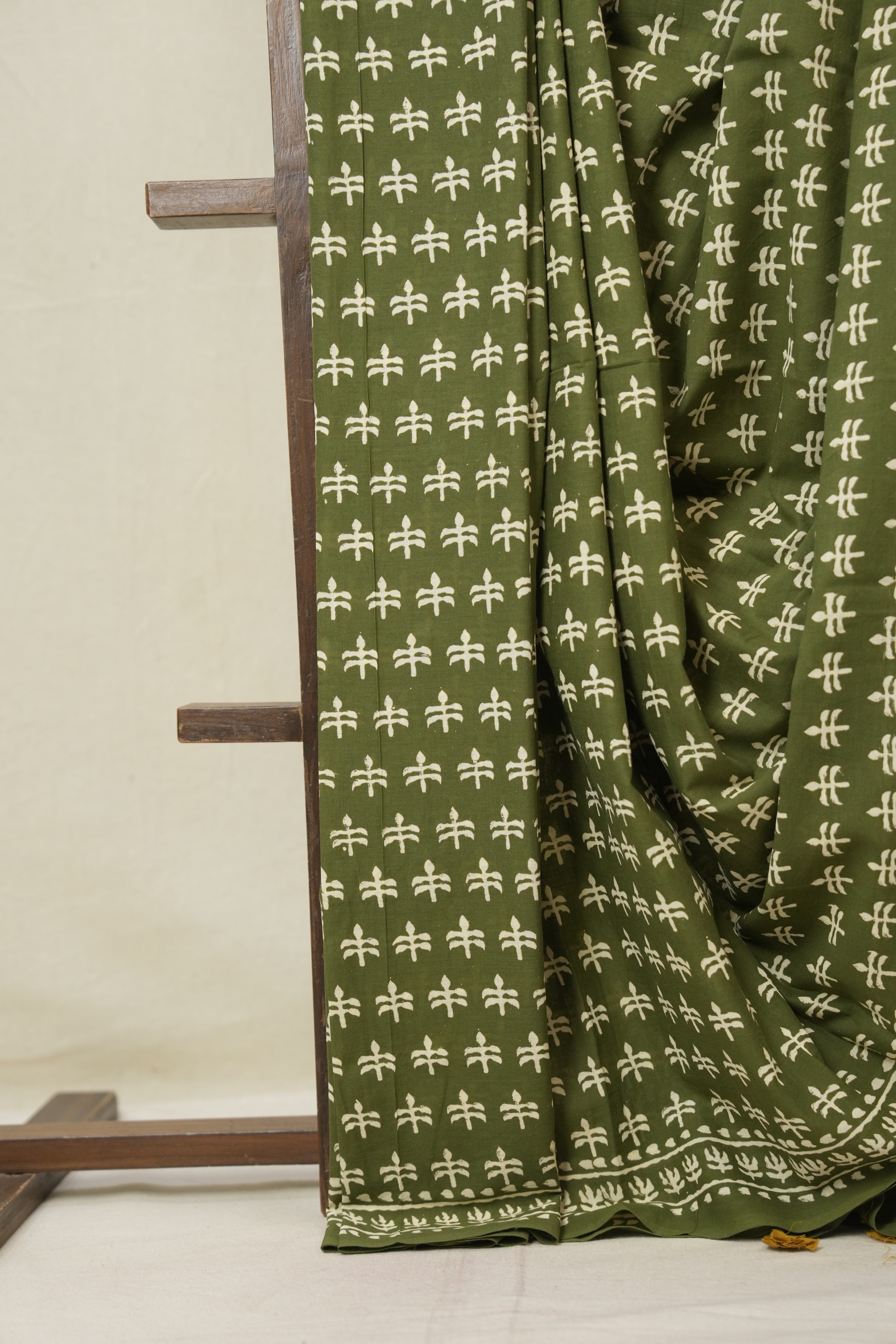 Green HBP Cotton Saree - SRGCS3331