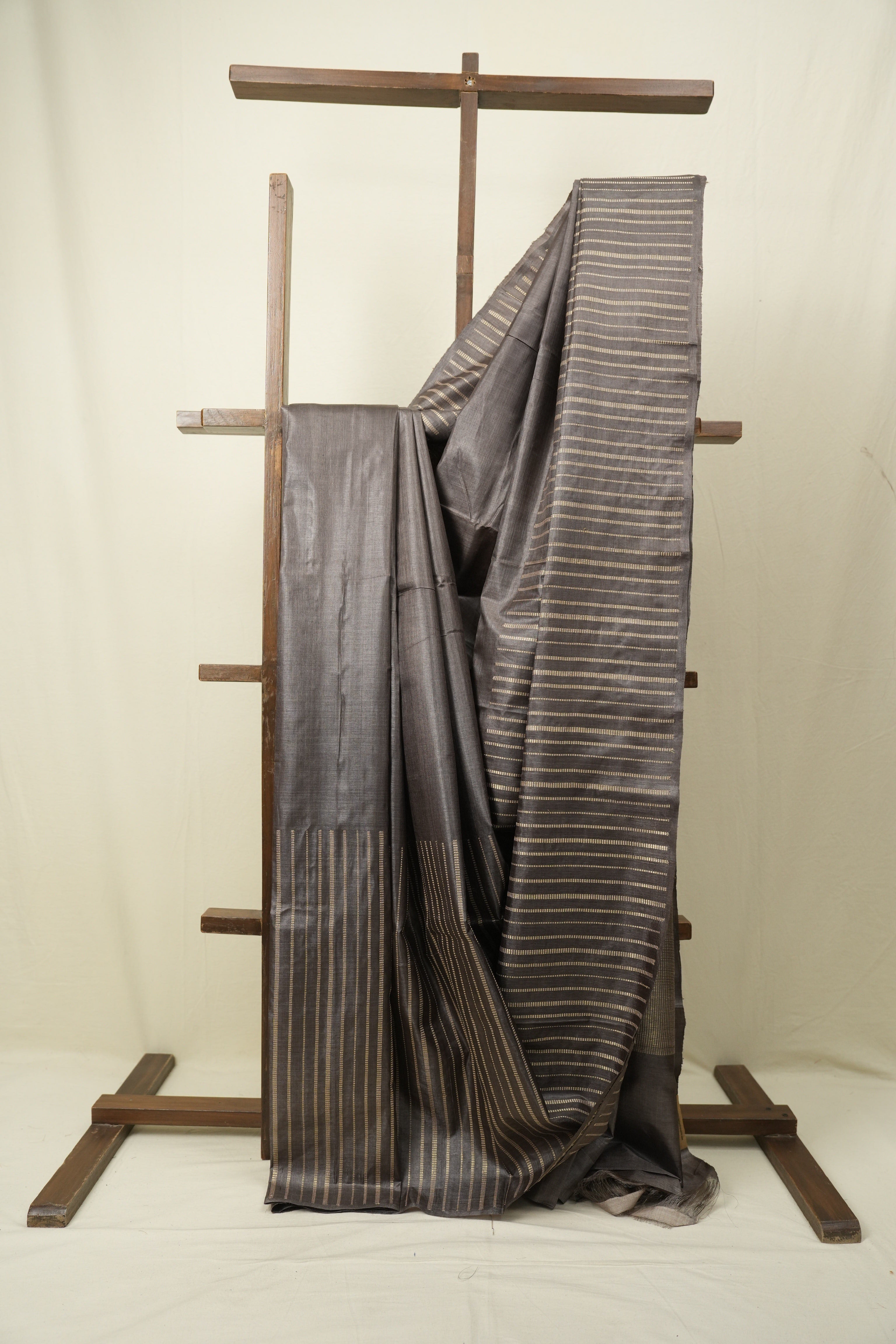 Metallic Grey Tussar Silk Saree - SRMGTSS1913