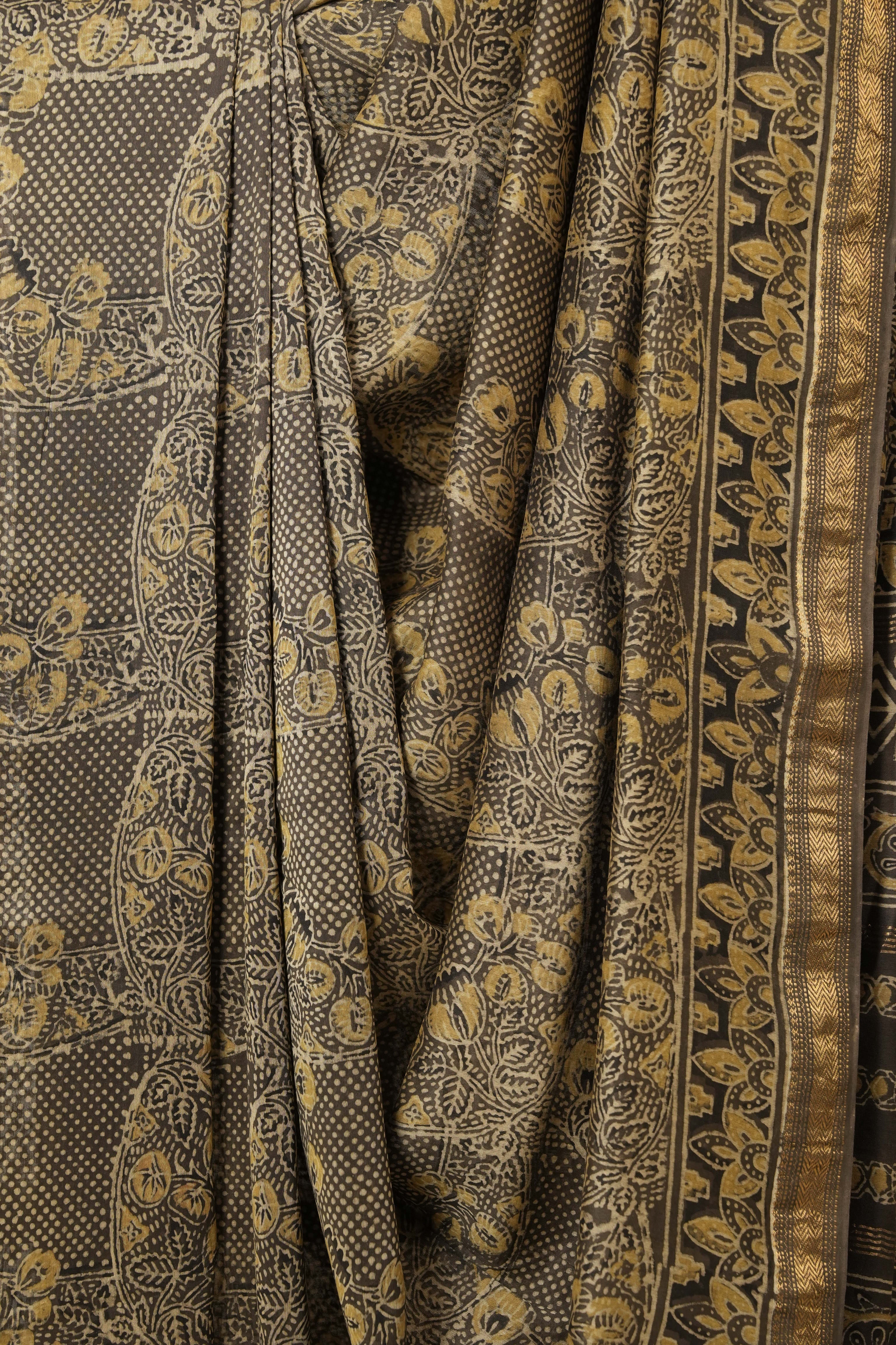 Brown HBP Cotton Silk Saree With Maheshwari Border-SRBCSCS267