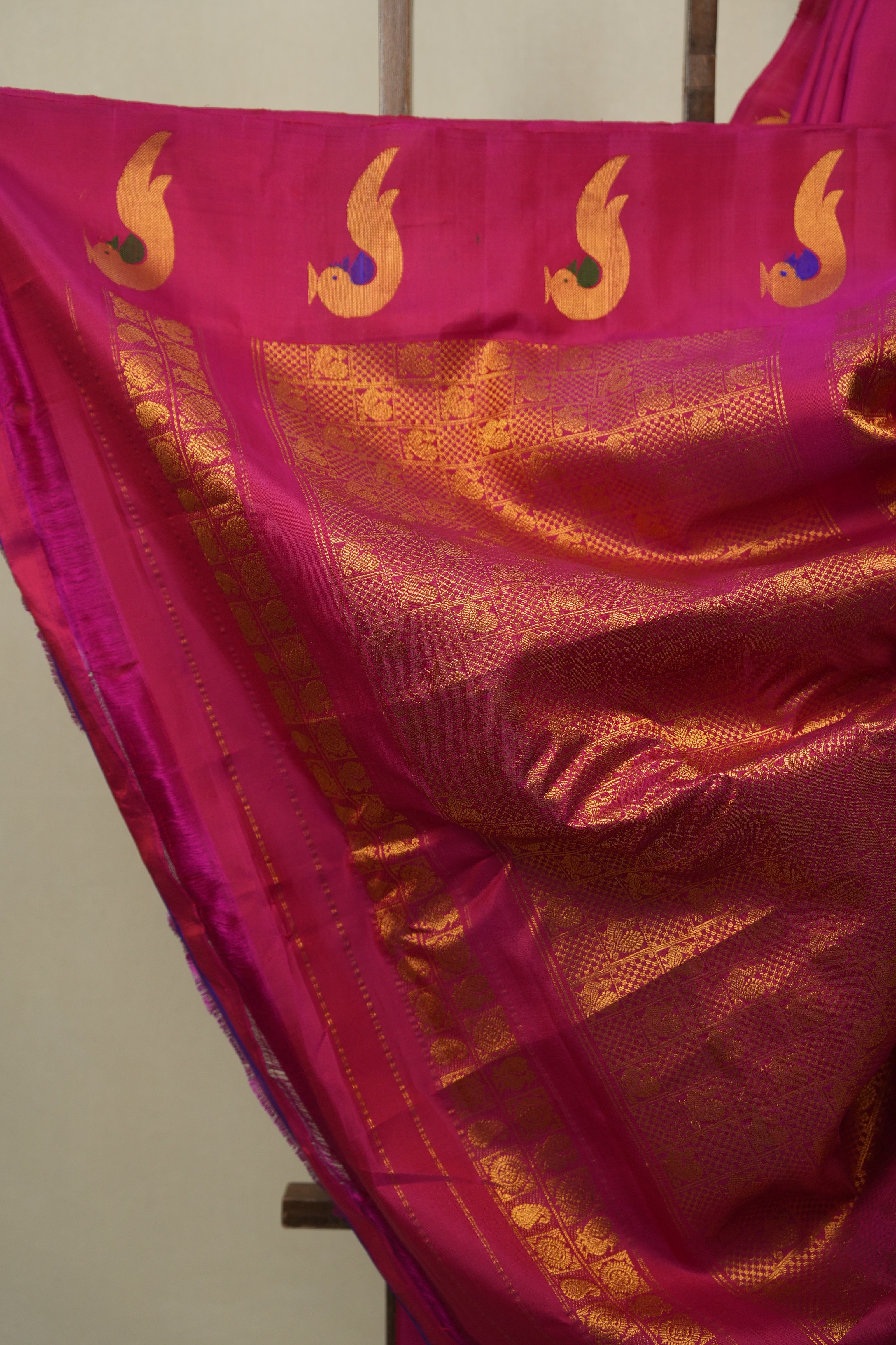 Pink Gadwal Silk Saree - SRPGSS638