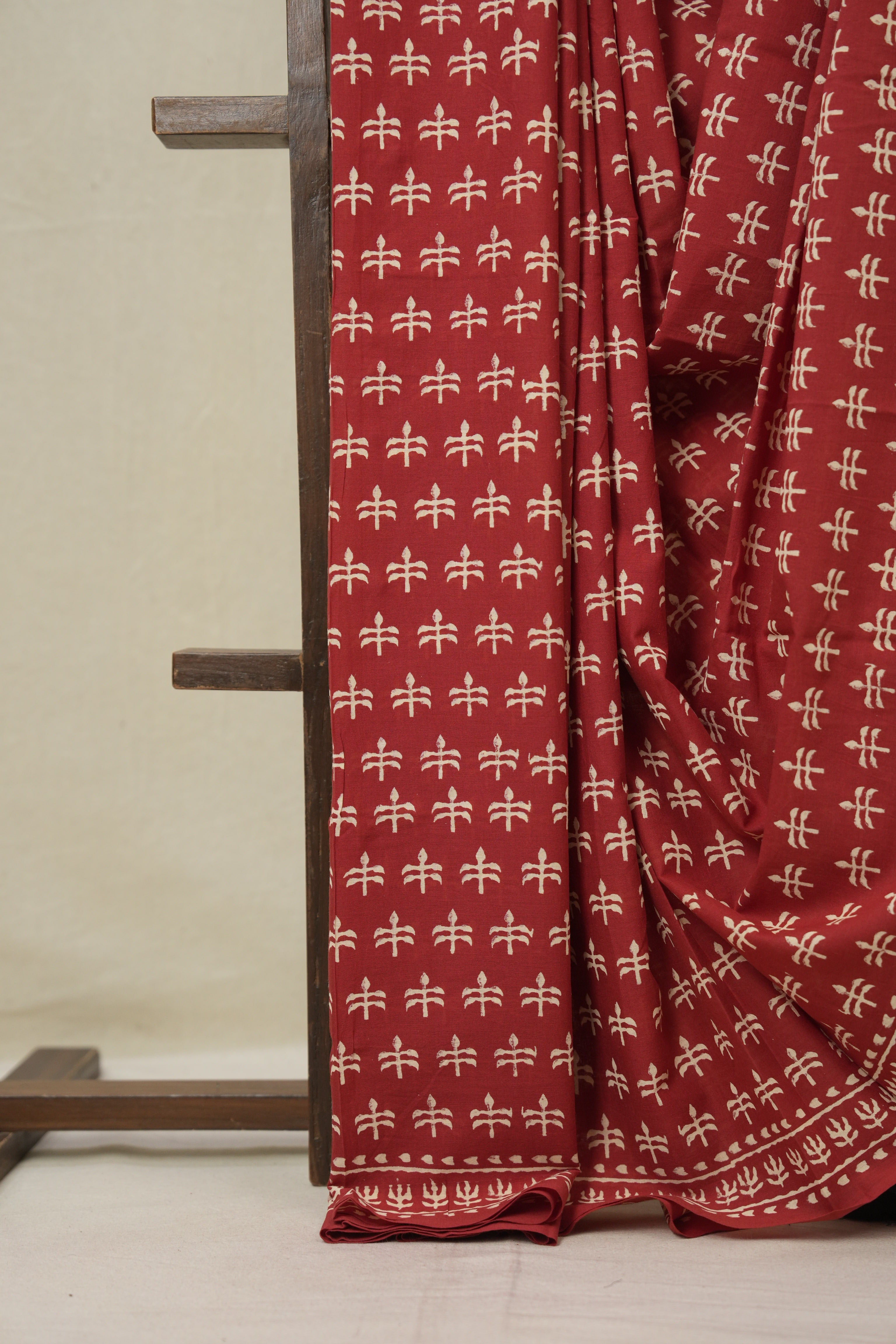 Red HBP Cotton Saree - SRMCS3329