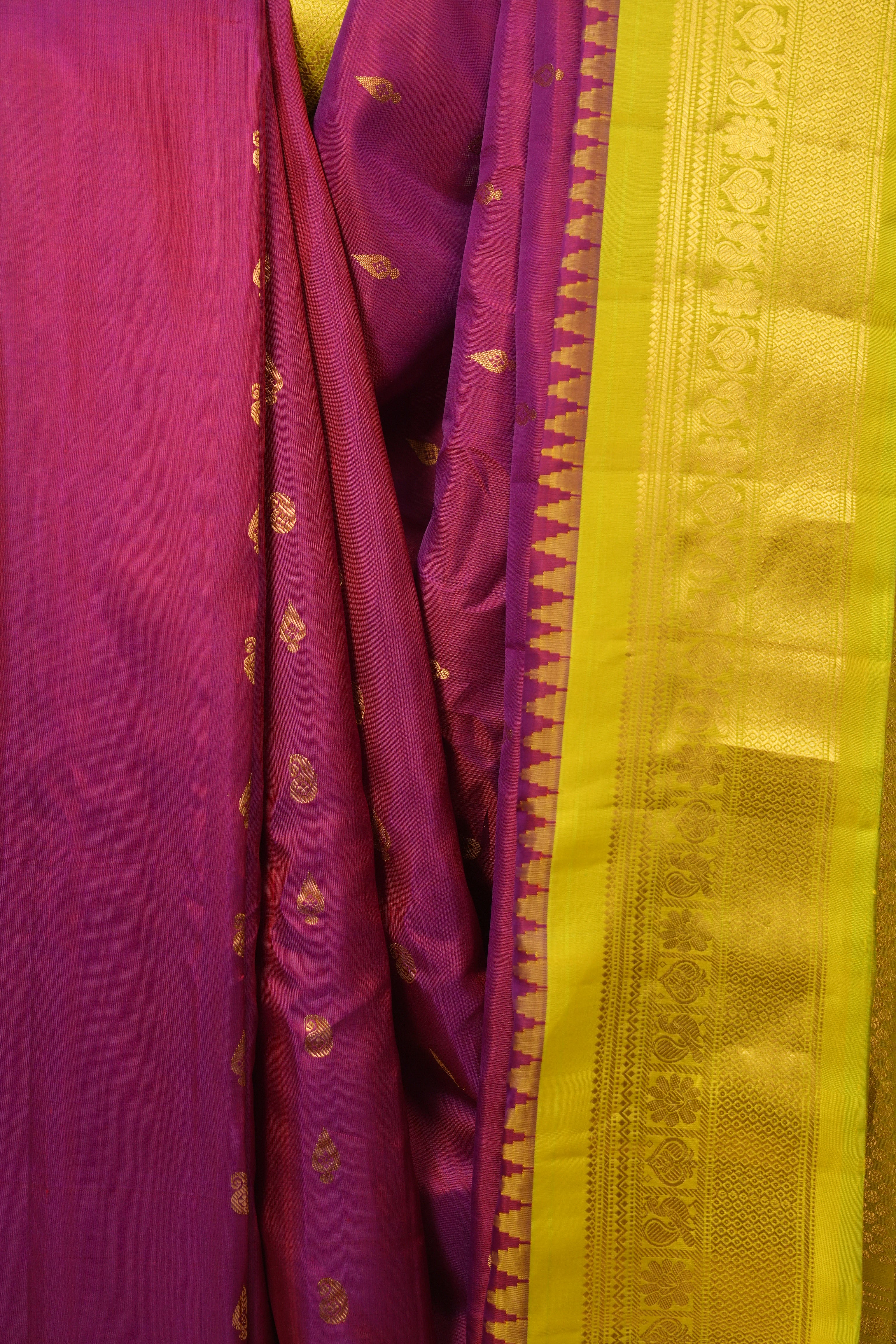 Magenta Gadwal Silk Saree - SRMGSS643