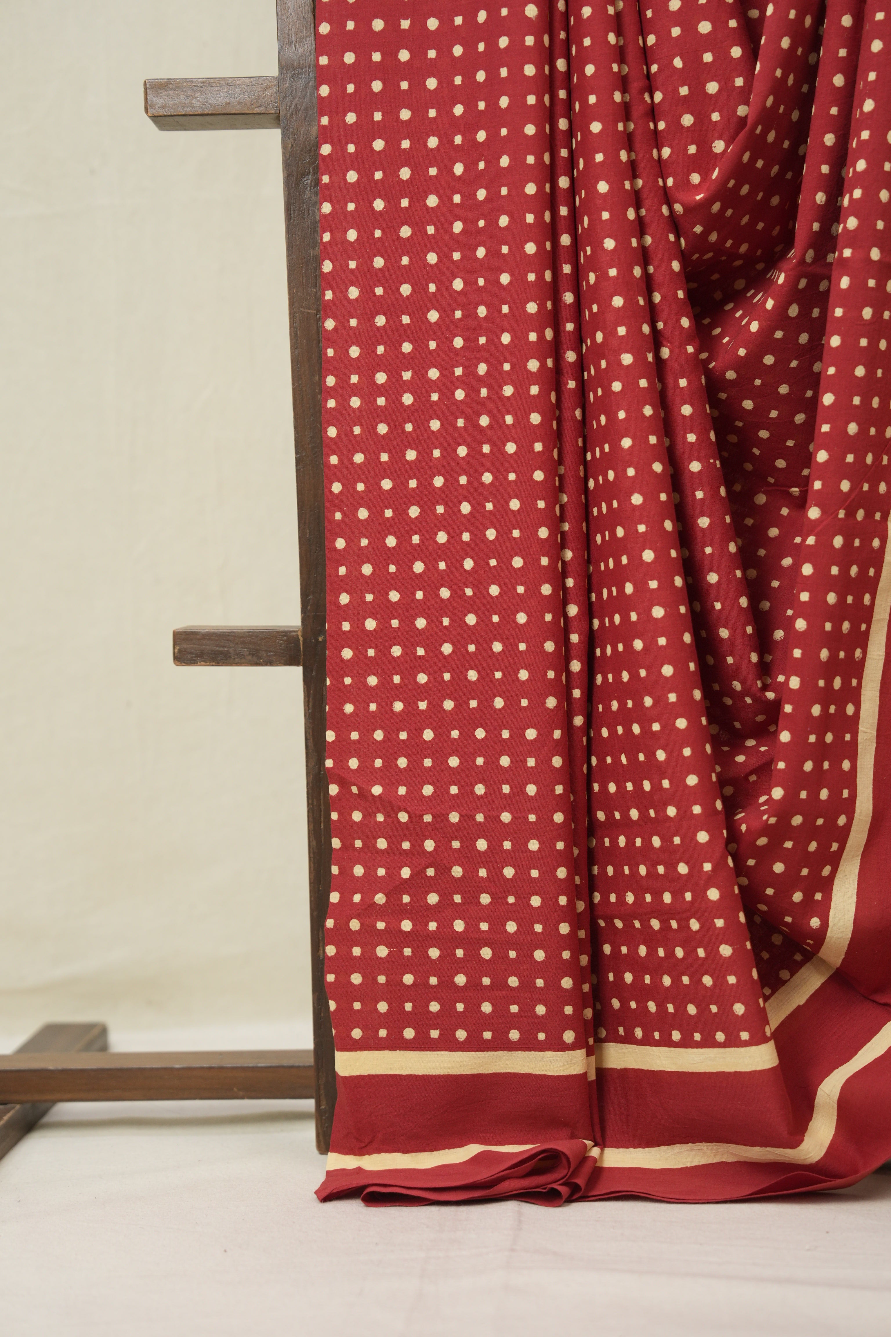 Red HBP Cotton Saree - SRRCS3326