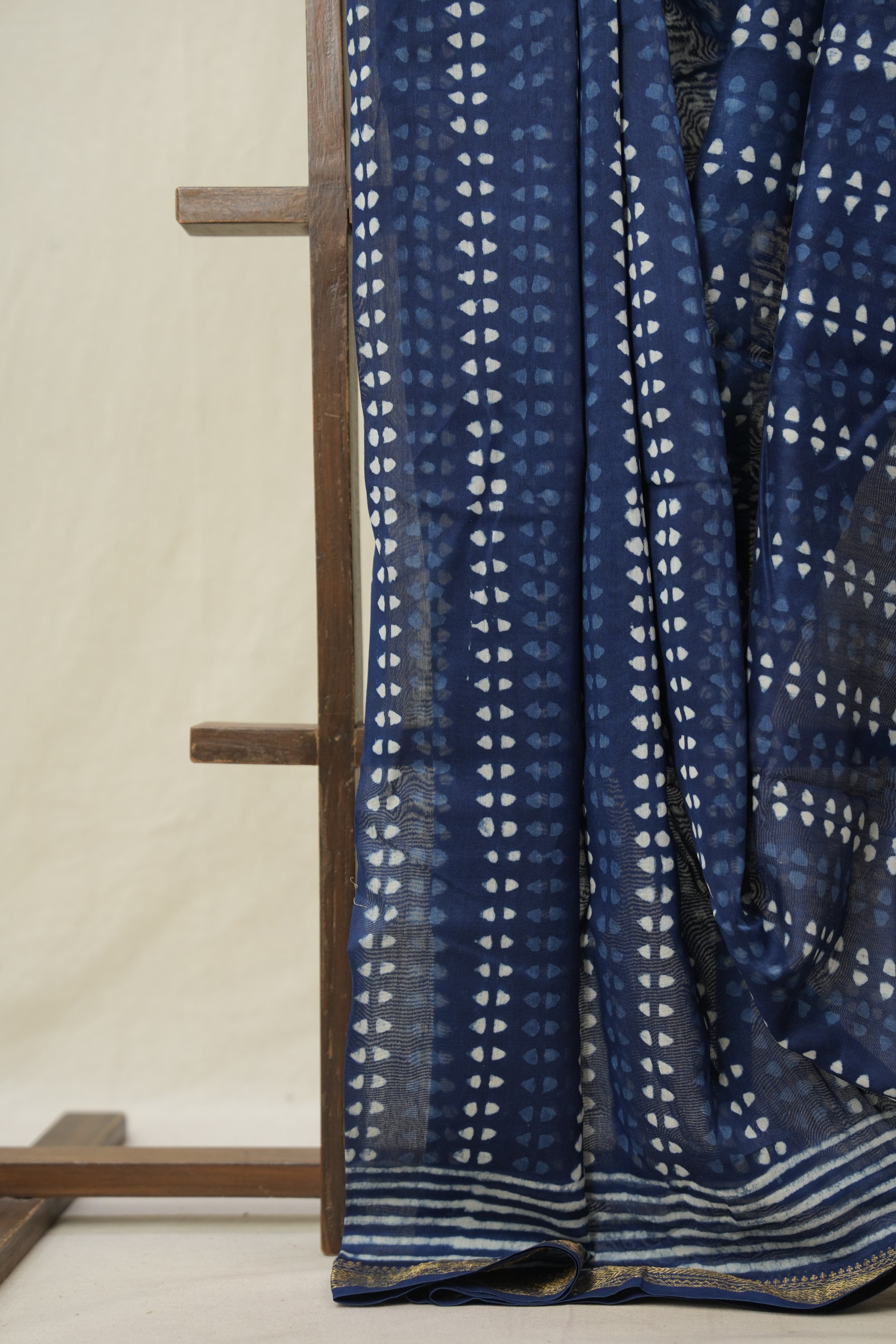 Indigo HBP Cotton Silk Saree With Maheshwari Border - SRICSS1484