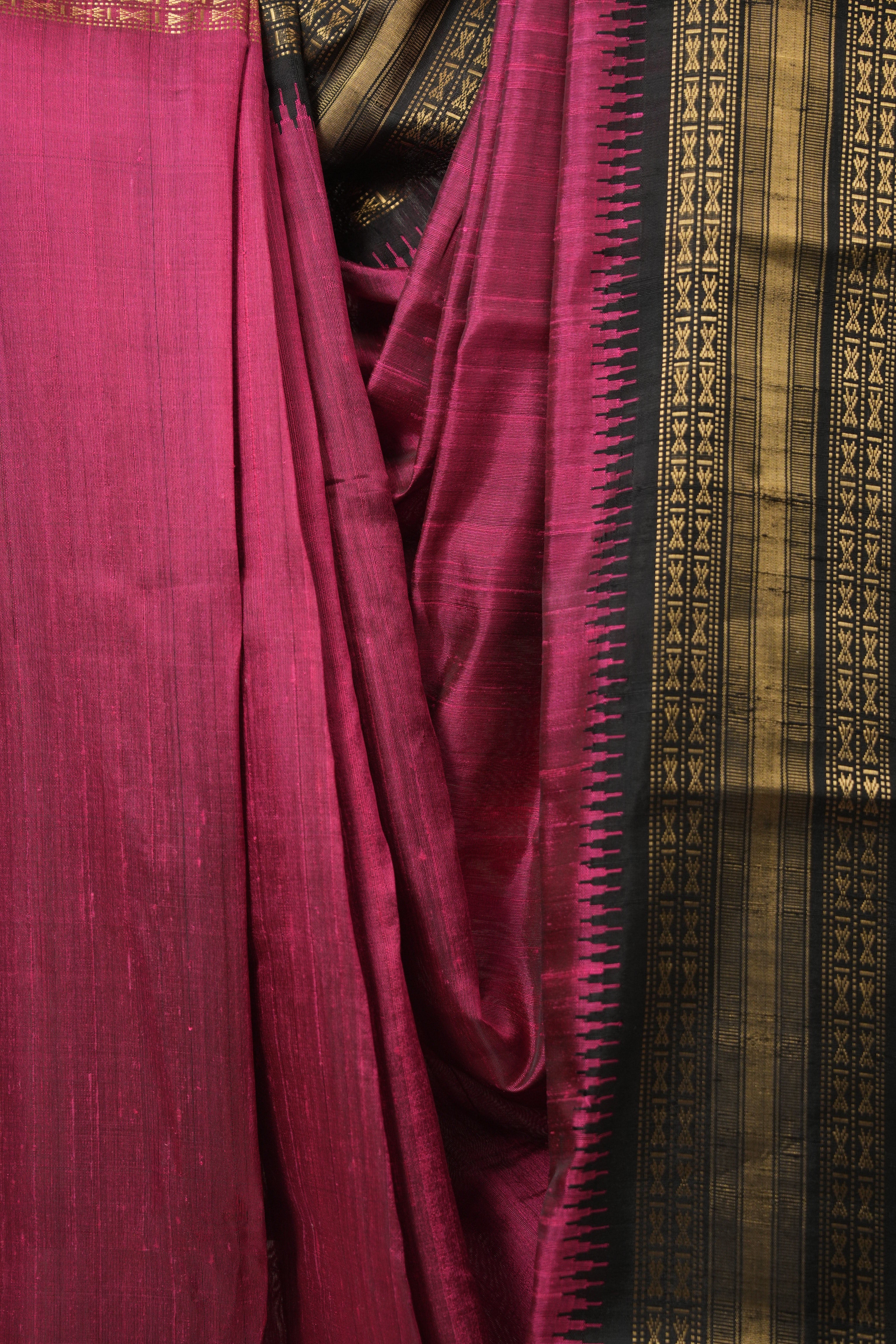Magenta Raw Silk Saree - SRPRSS996