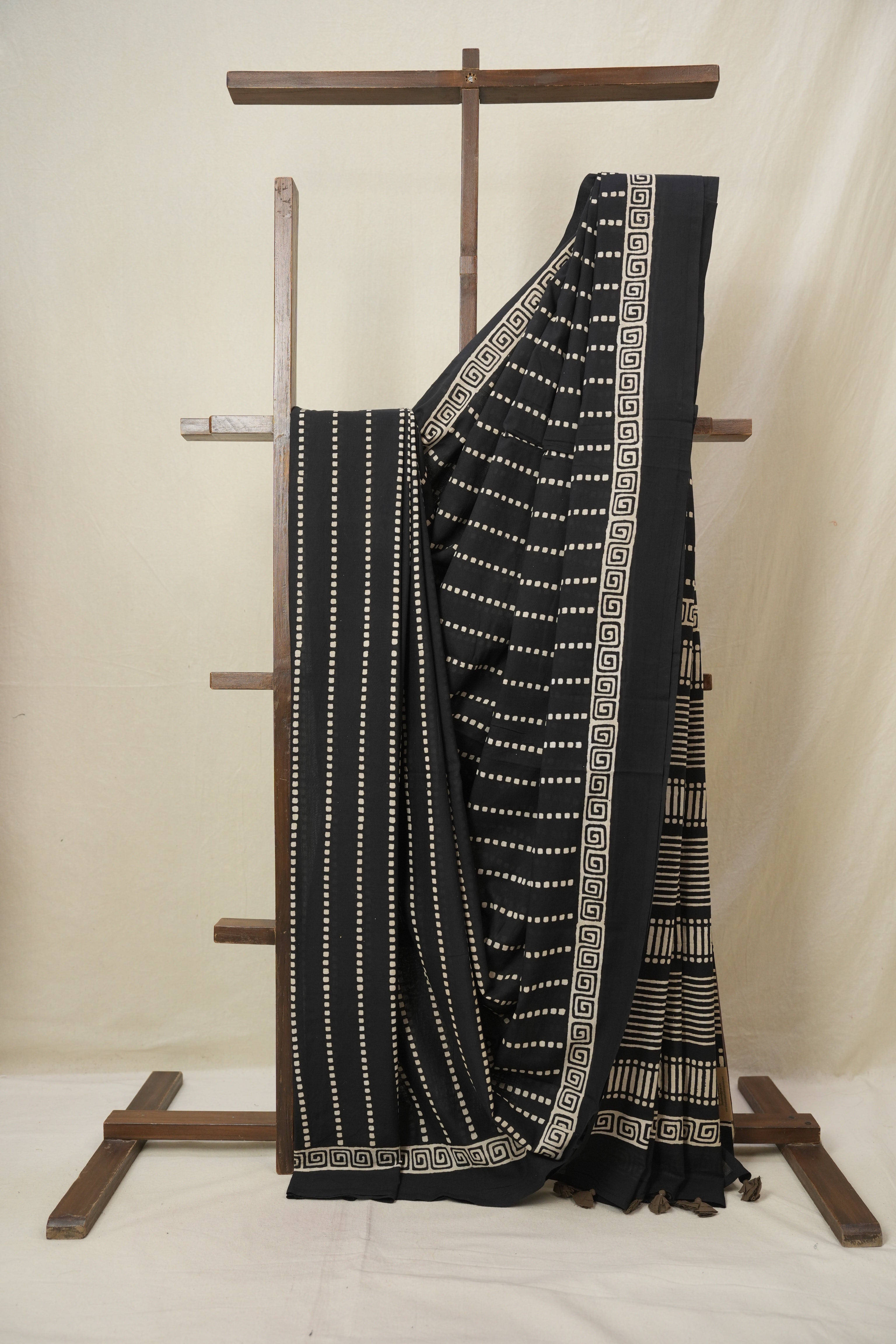 BlackHBP Cotton Saree - SRBCS3323