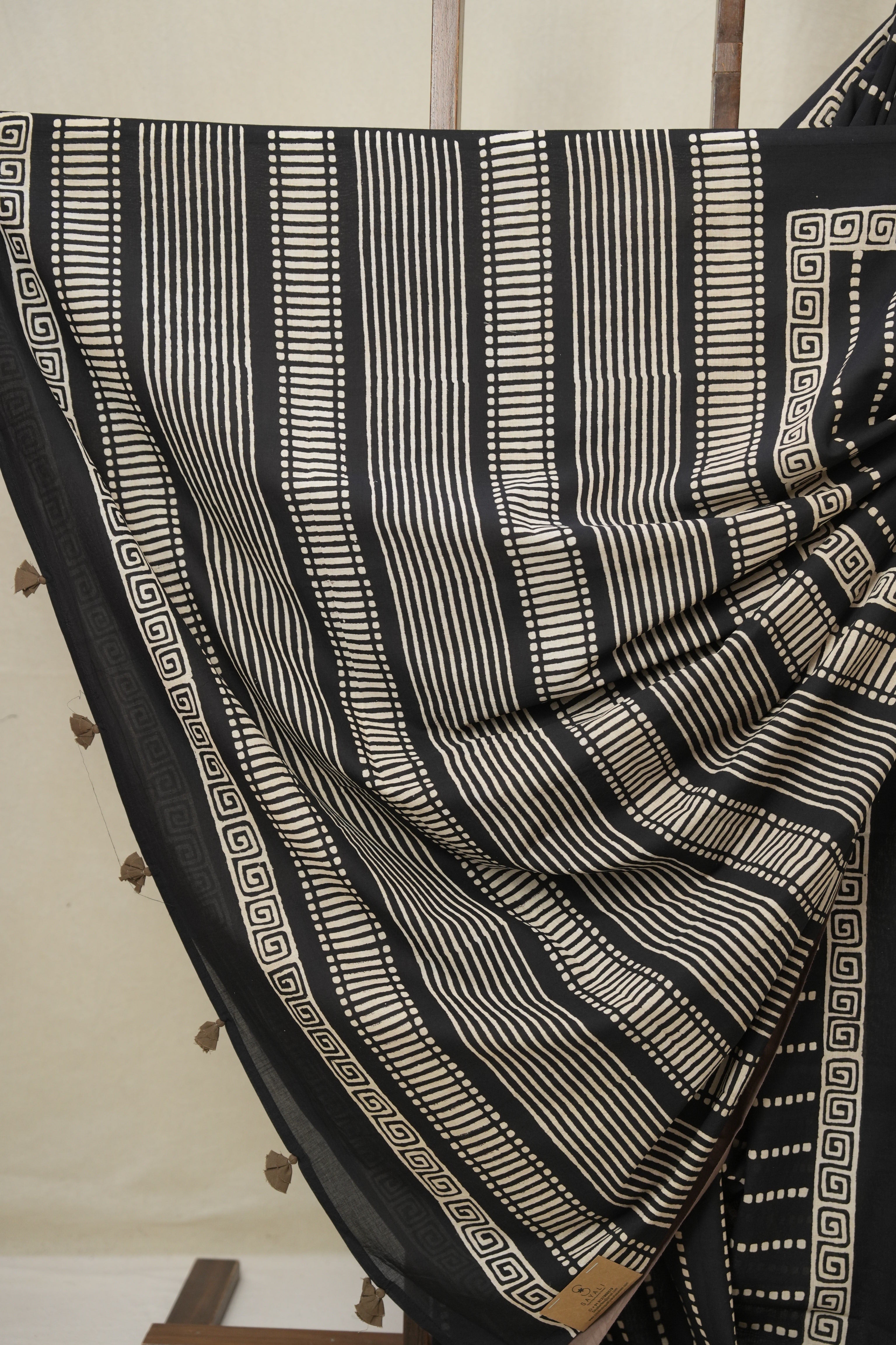 BlackHBP Cotton Saree - SRBCS3323