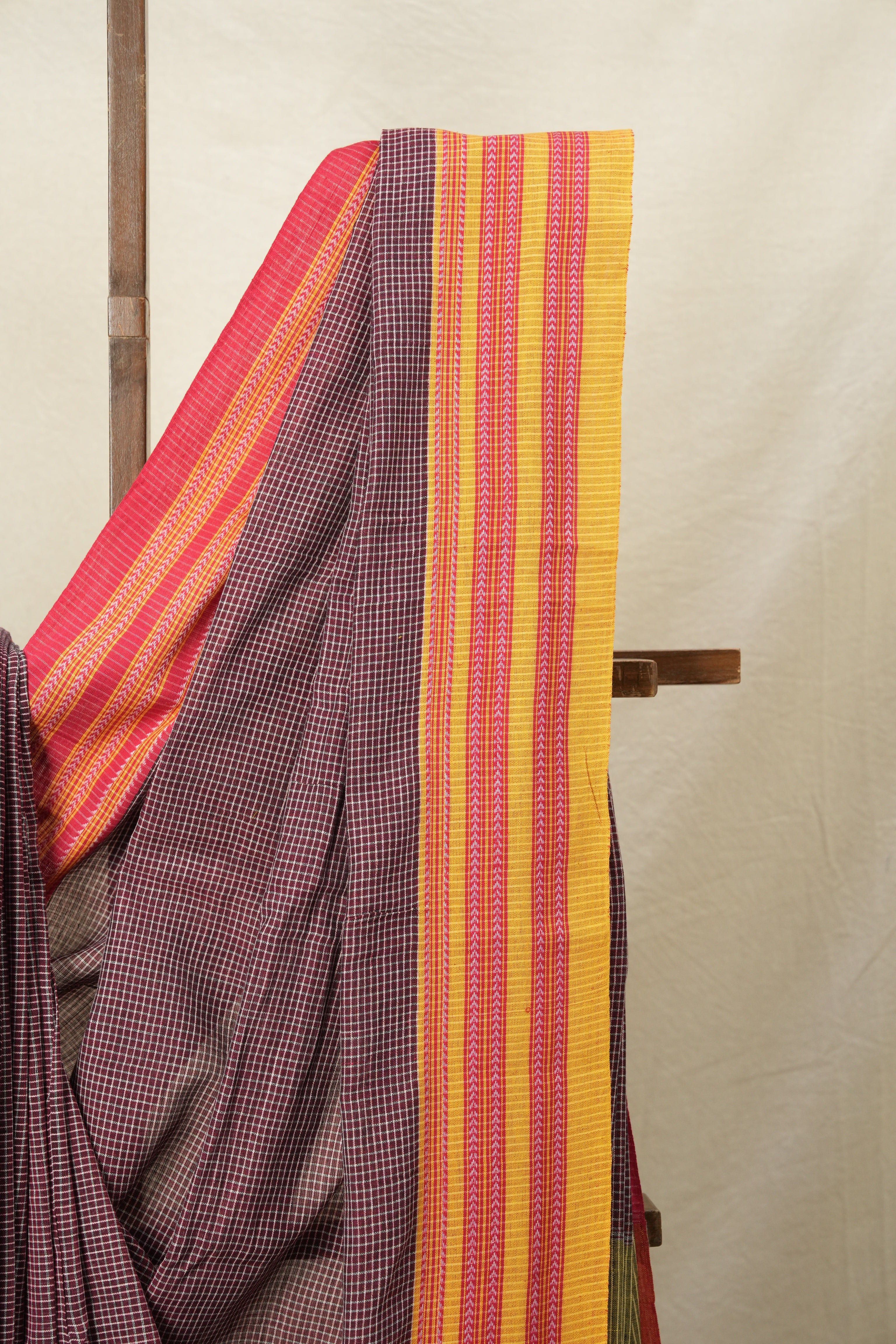 Maroon Small Checks Cotton Patteda Anchu Saree With Red-Yellow Gomi Border - SRMSPAS4