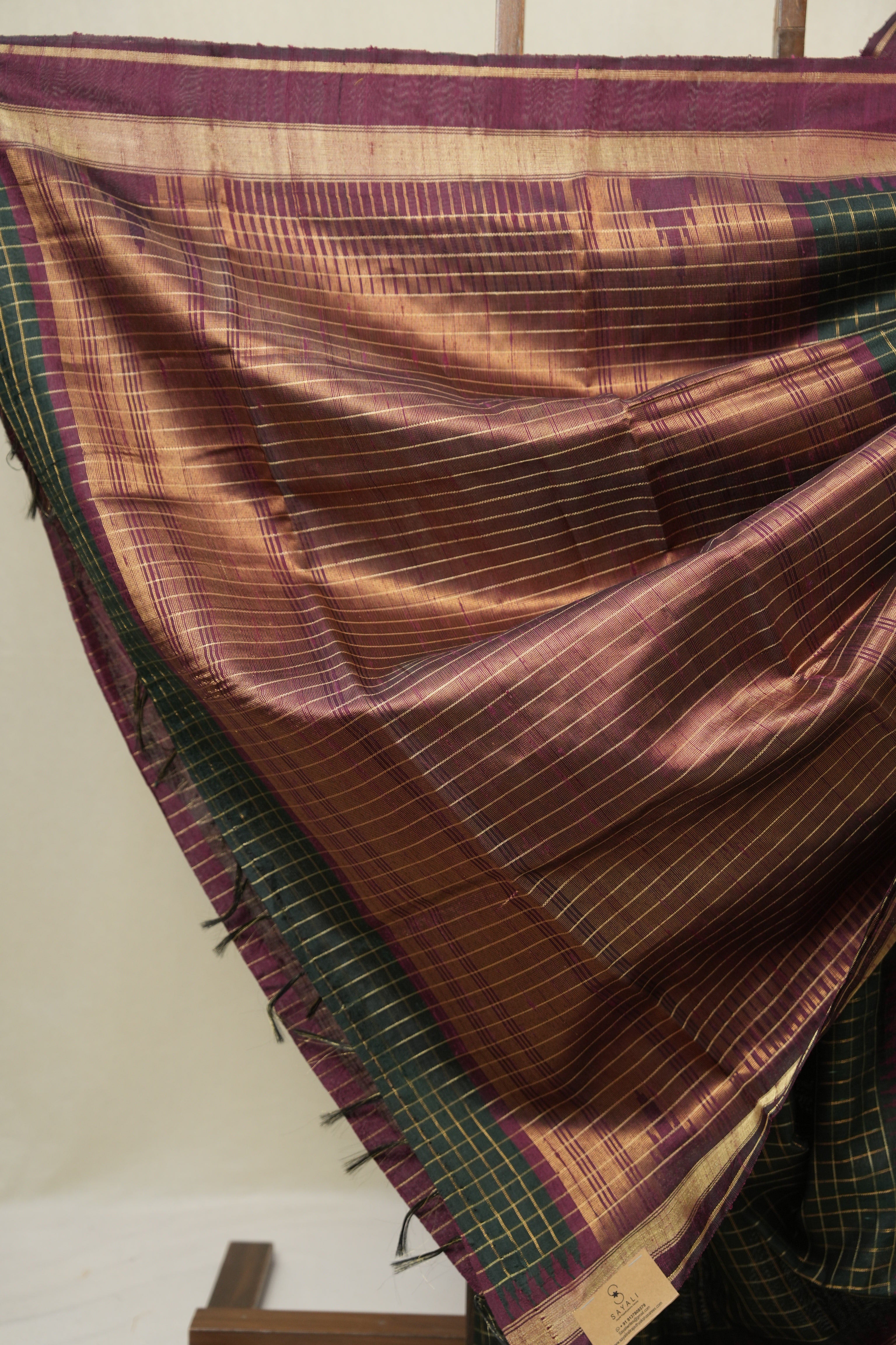 Green Raw Silk Saree - SRGRSS982