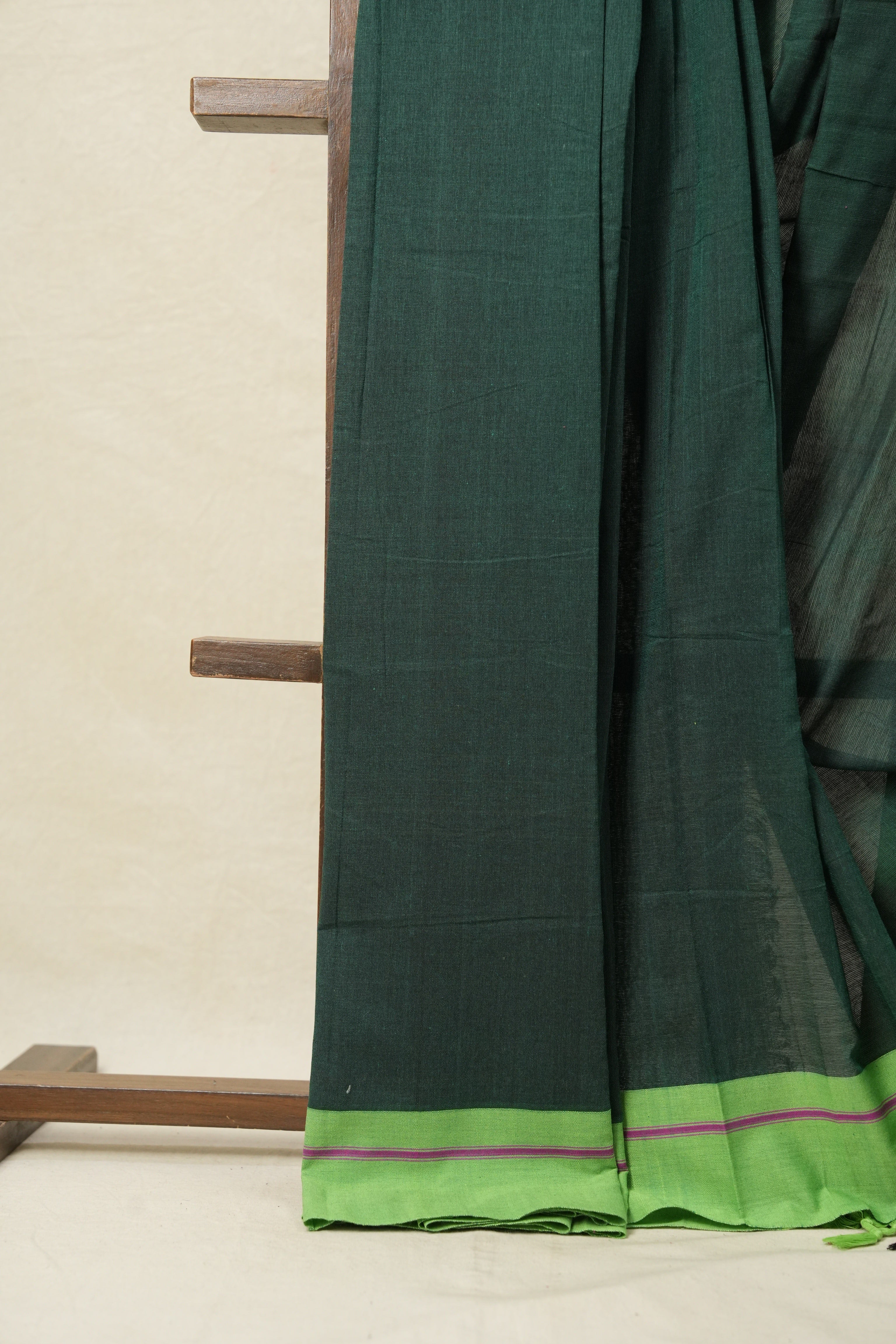 Dark Green Plain Cotton Patteda Anchu Saree - SRDGPAS119
