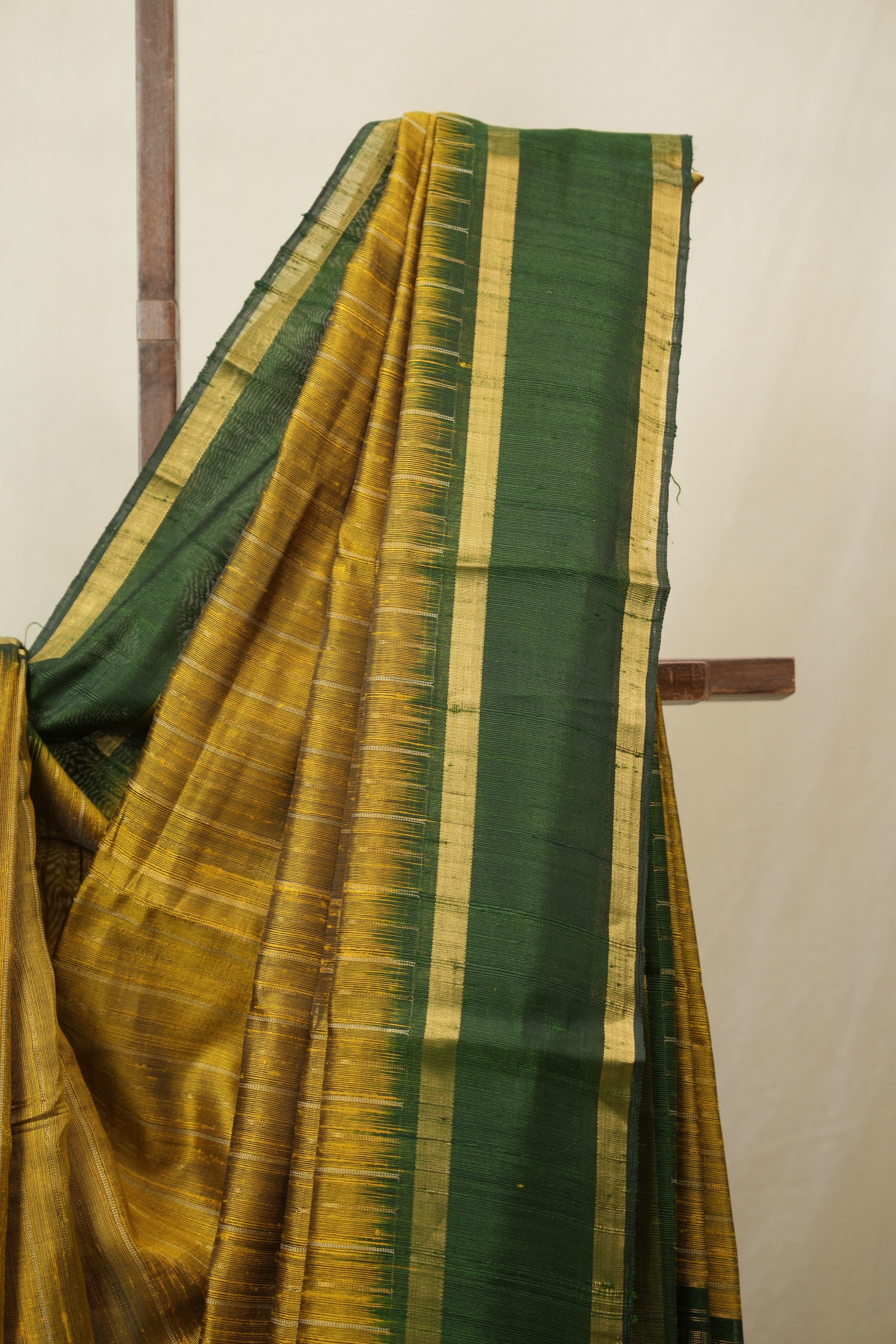 Mustard Raw Silk Saree - SRPRSS984