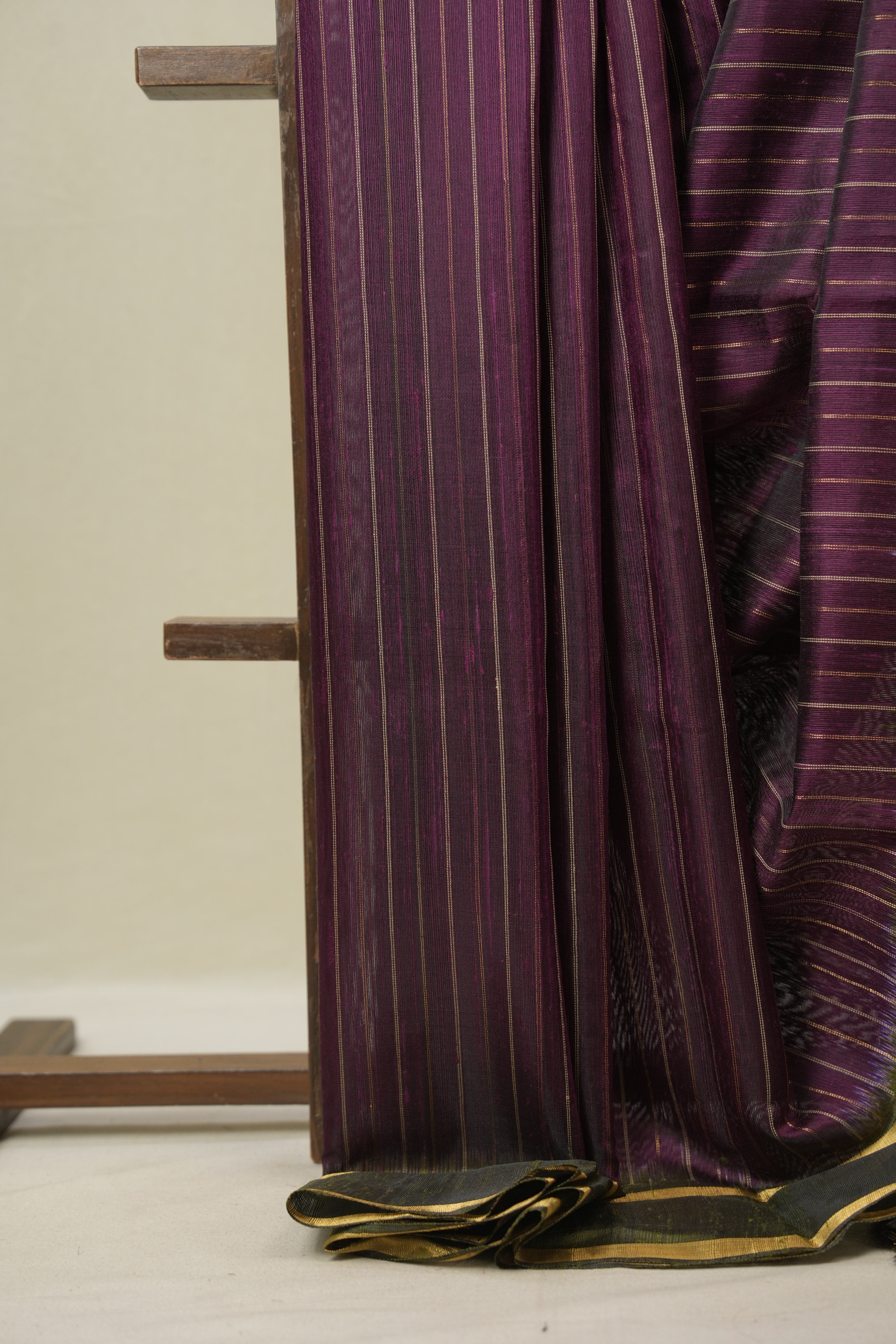 Purple Raw Silk Saree - SRMRSS983