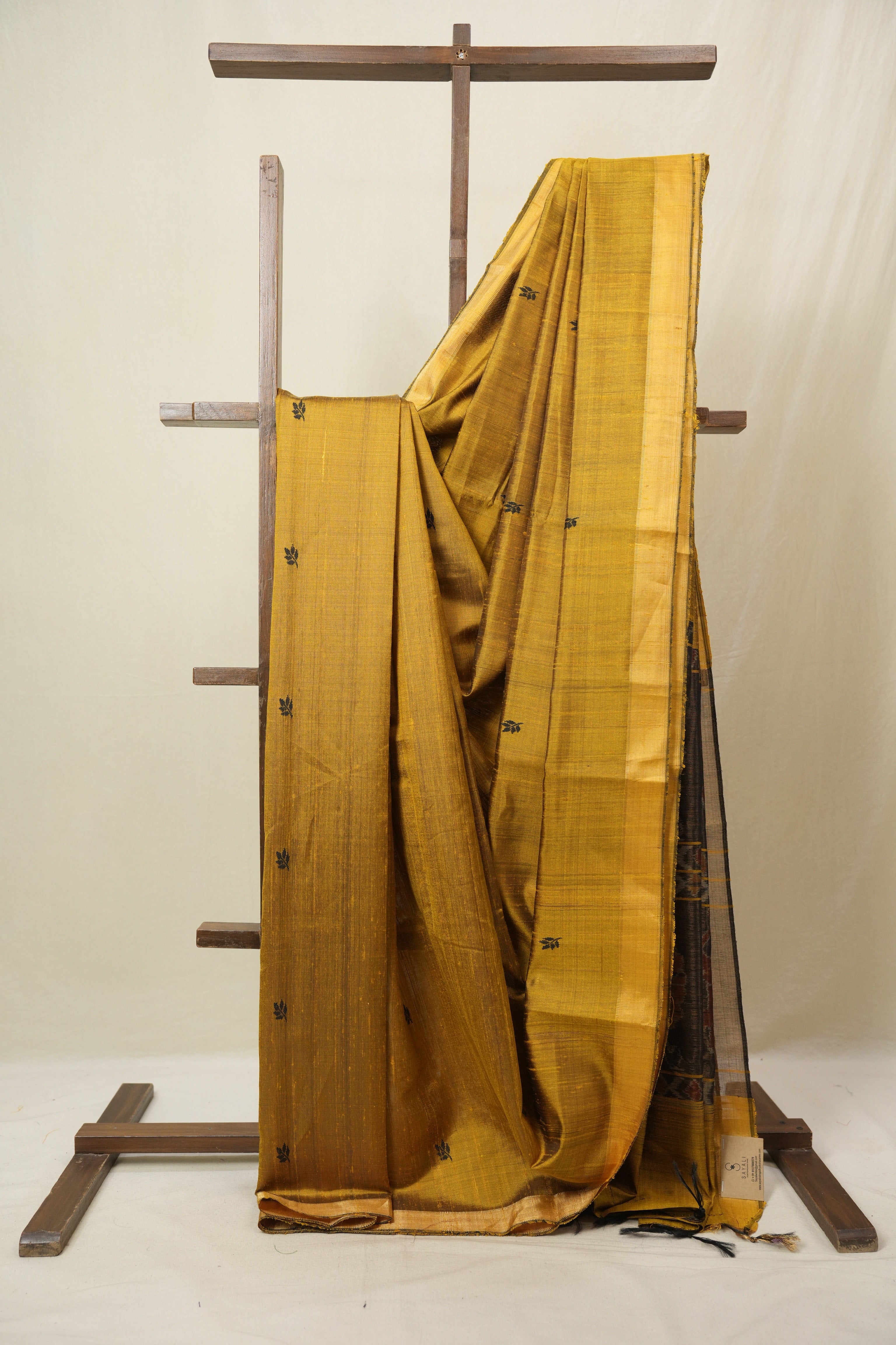 Mustard Raw Silk Saree - SRMRSS972
