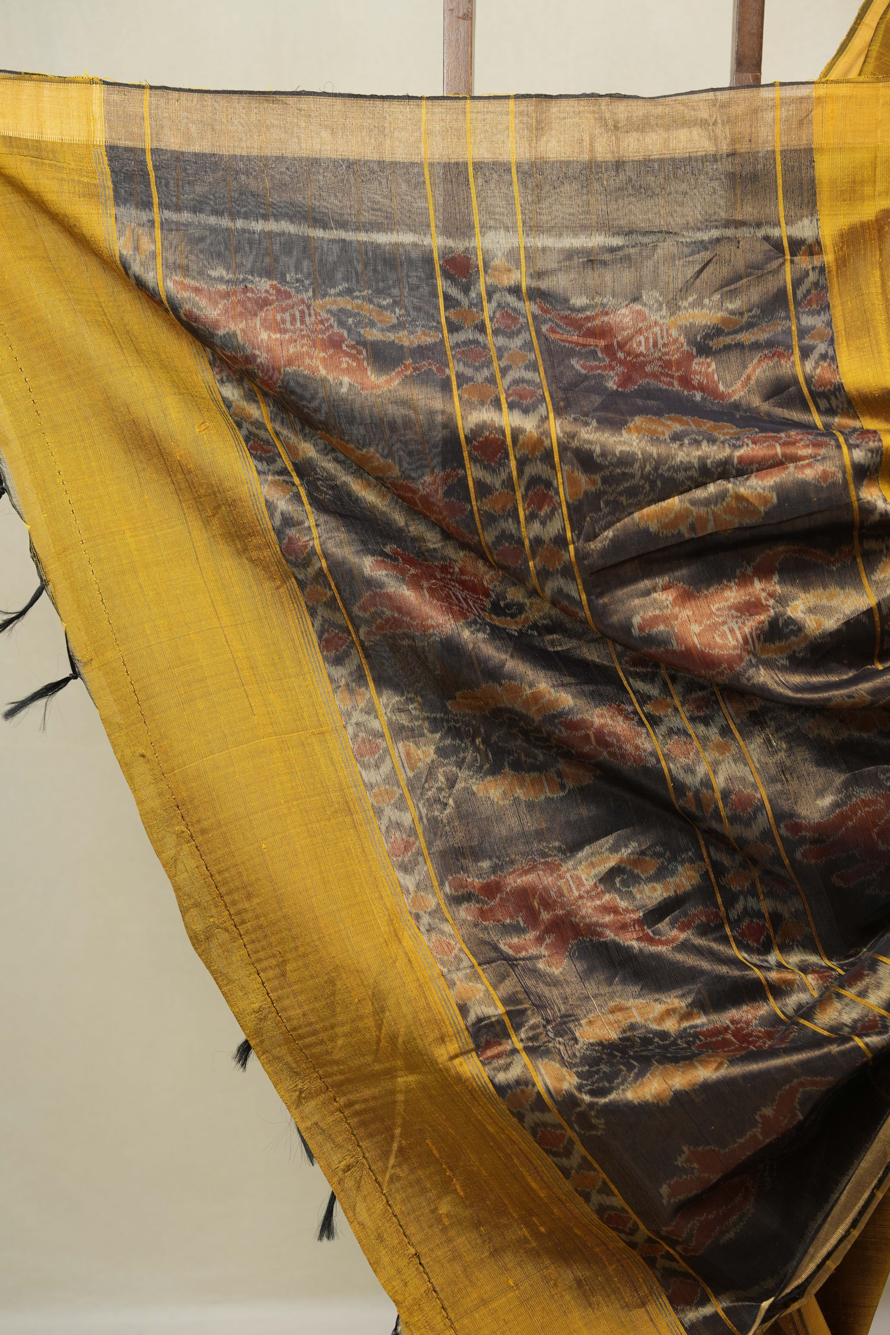 Mustard Raw Silk Saree - SRMRSS972