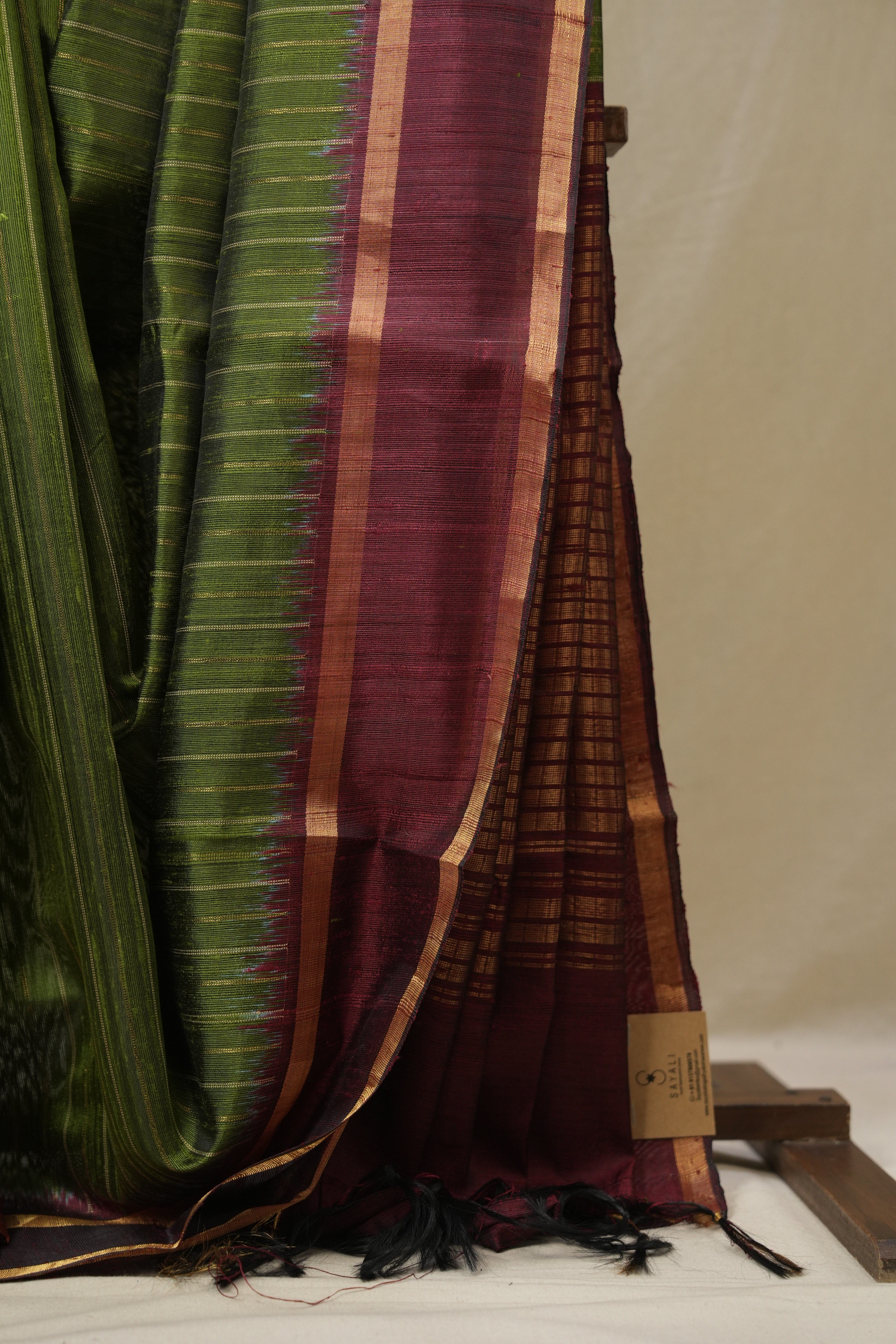 Green Raw Silk Saree - SRGRSS975