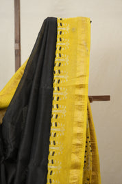 Black Cotton Silk Saree With Maheshwari Border - SRBCSS1494