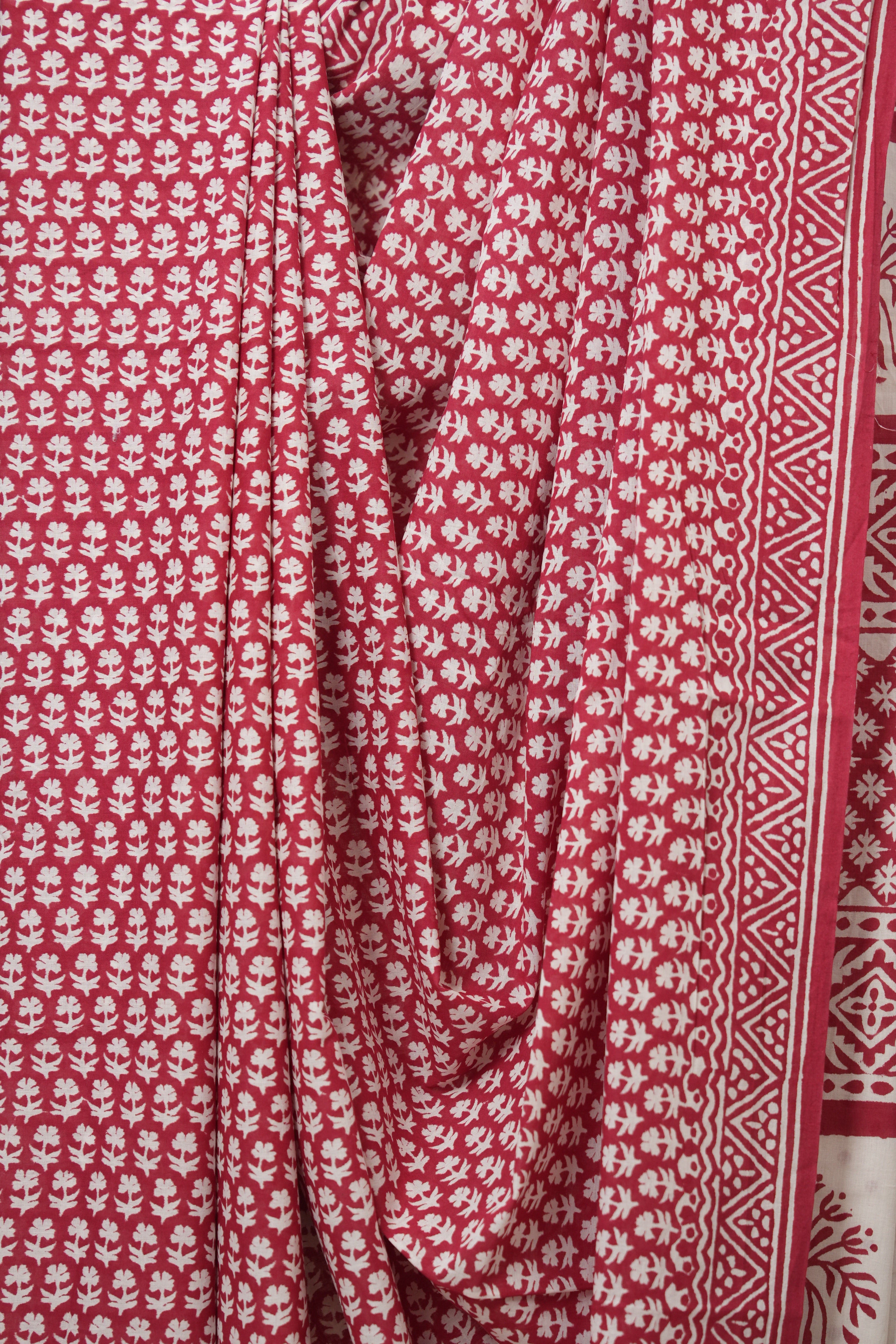 Red HBP Cotton Saree - SRRCS3358