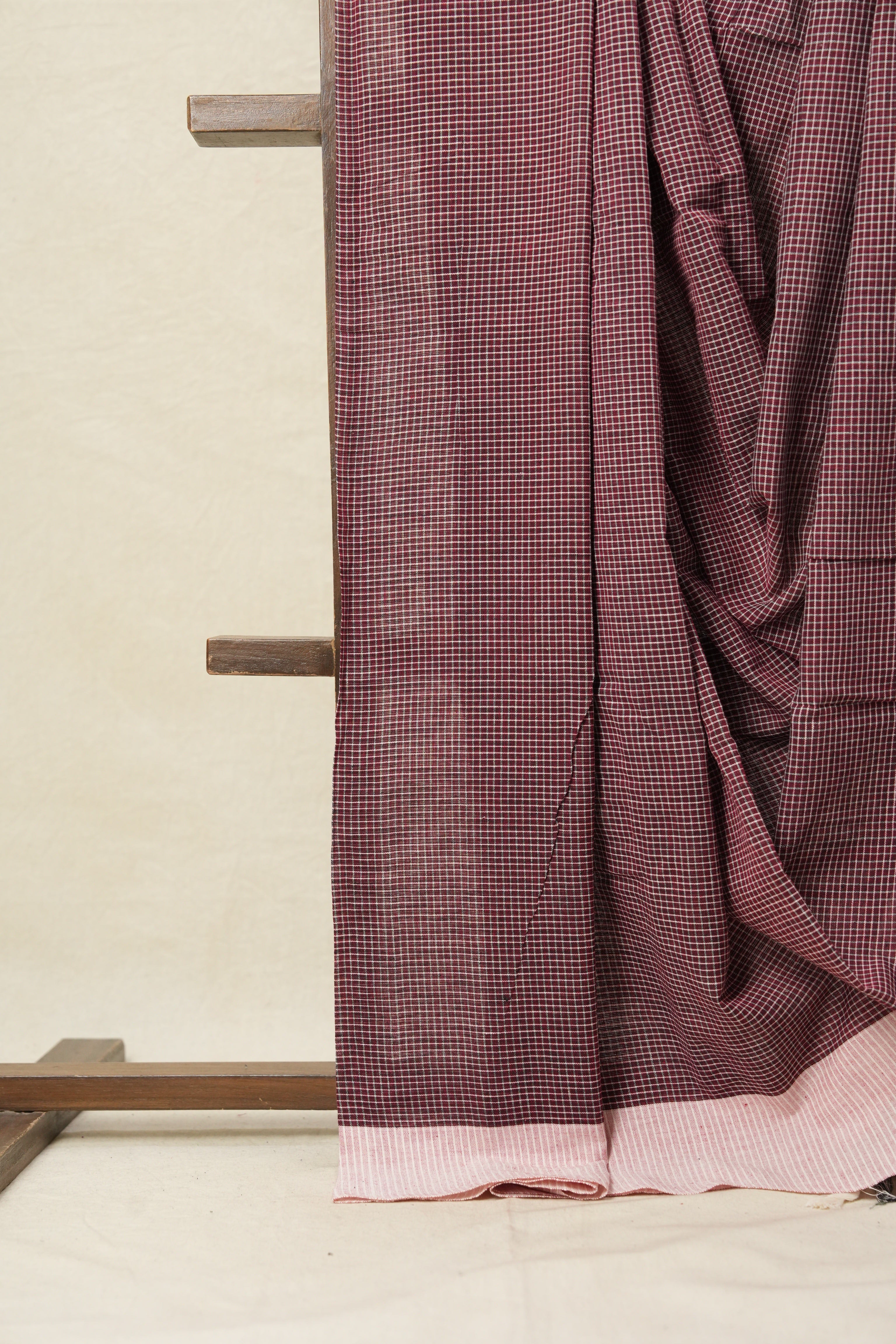 Maroon Small Checks Cotton Patteda Anchu Saree - SRMPAS170