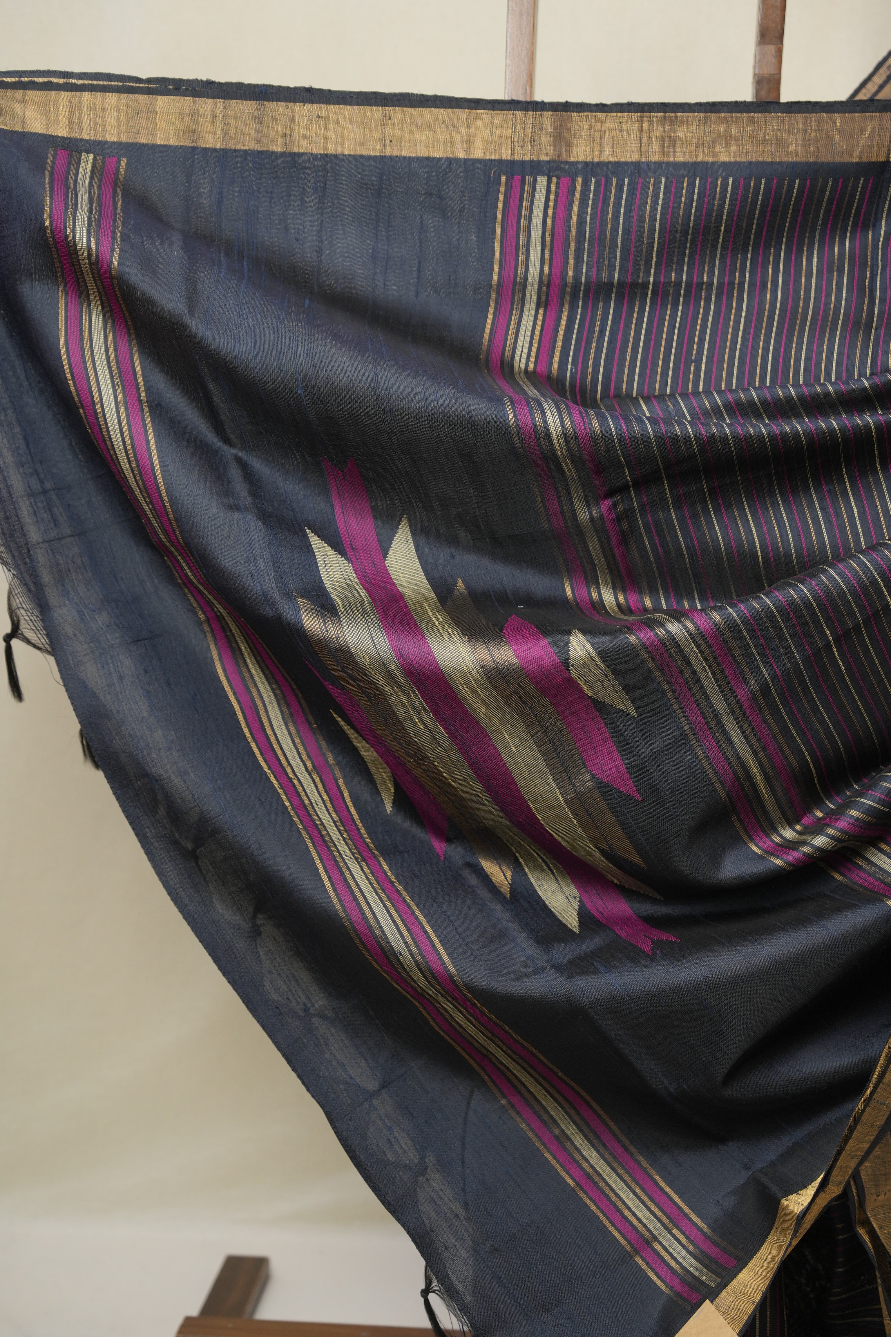 Blue Raw Silk Saree - SRBRSS990