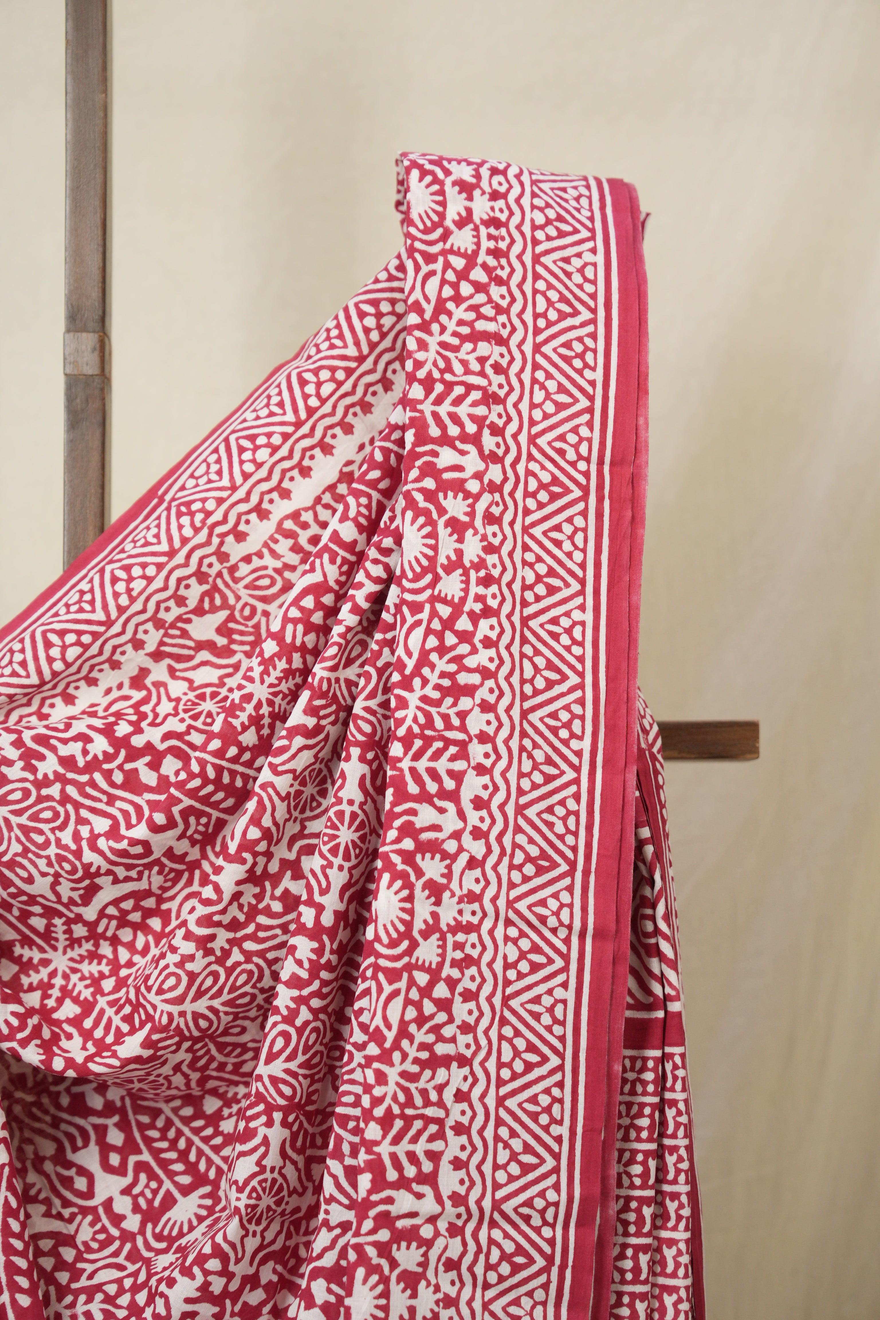 Red HBP Cotton Saree - SRRCS3357