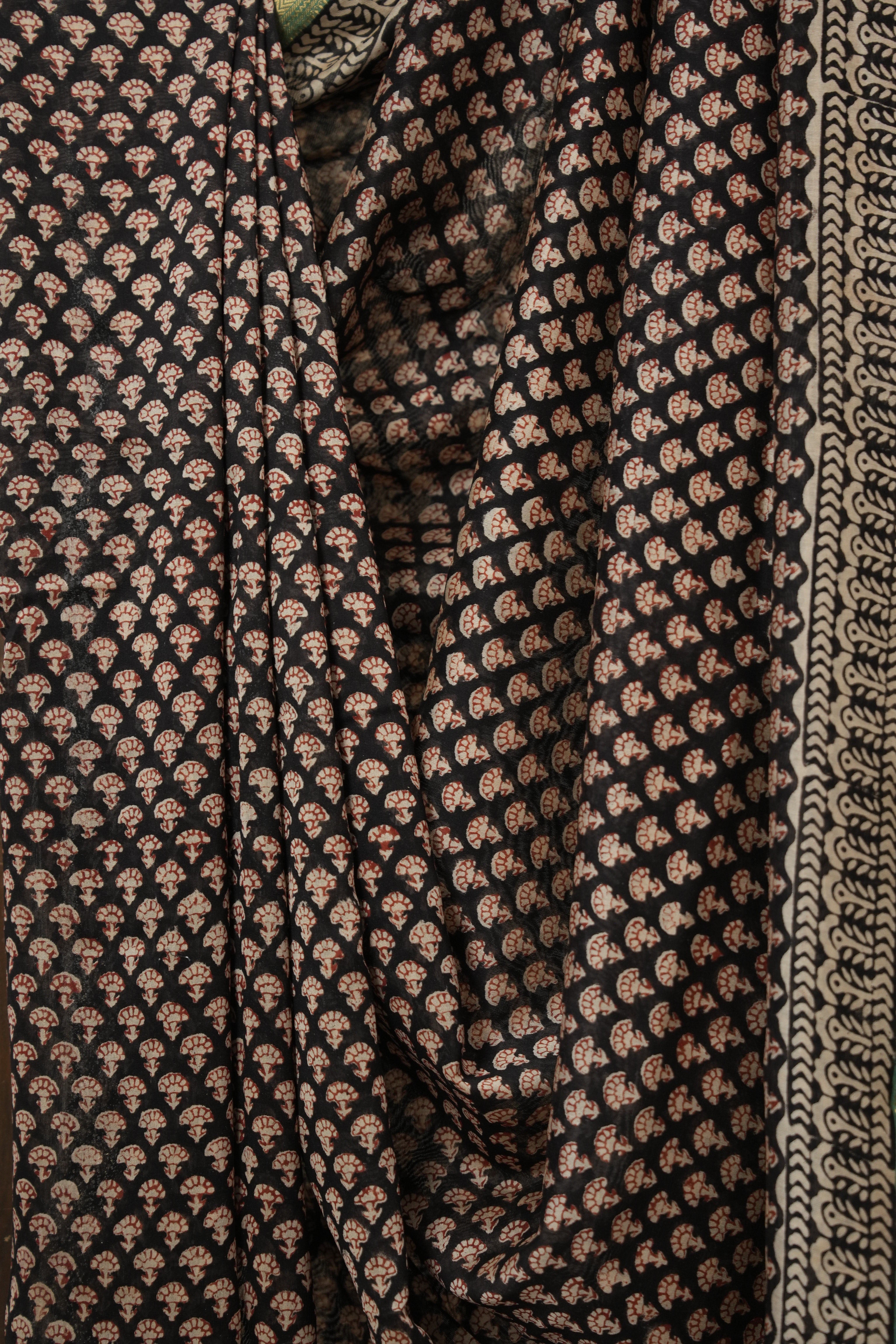 Black Cotton Silk Saree With Maheshwari Border - SRBCSS1518