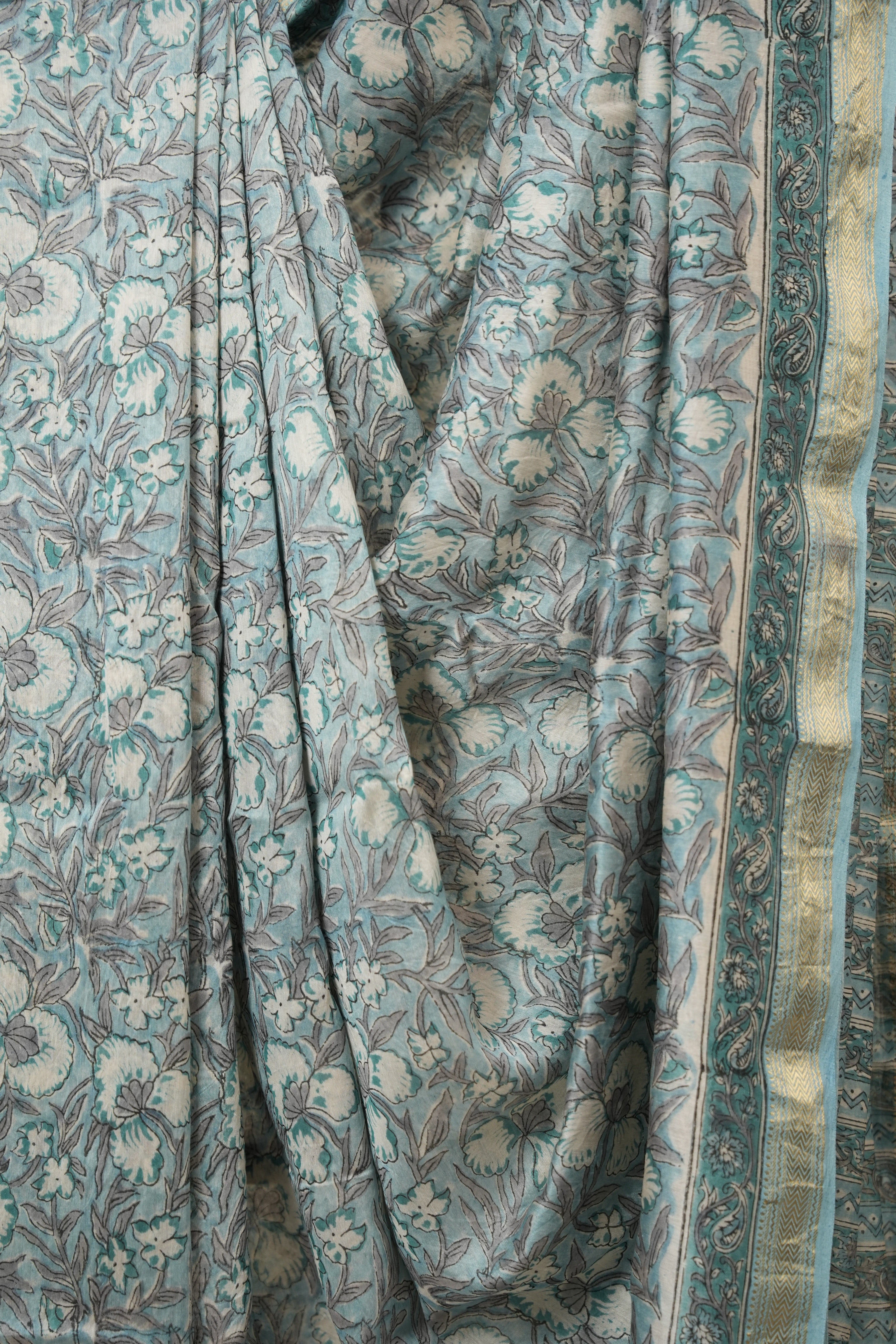 Light Sky Blue Cotton Silk Saree With Maheshwari Border - SRLSBCSS1517