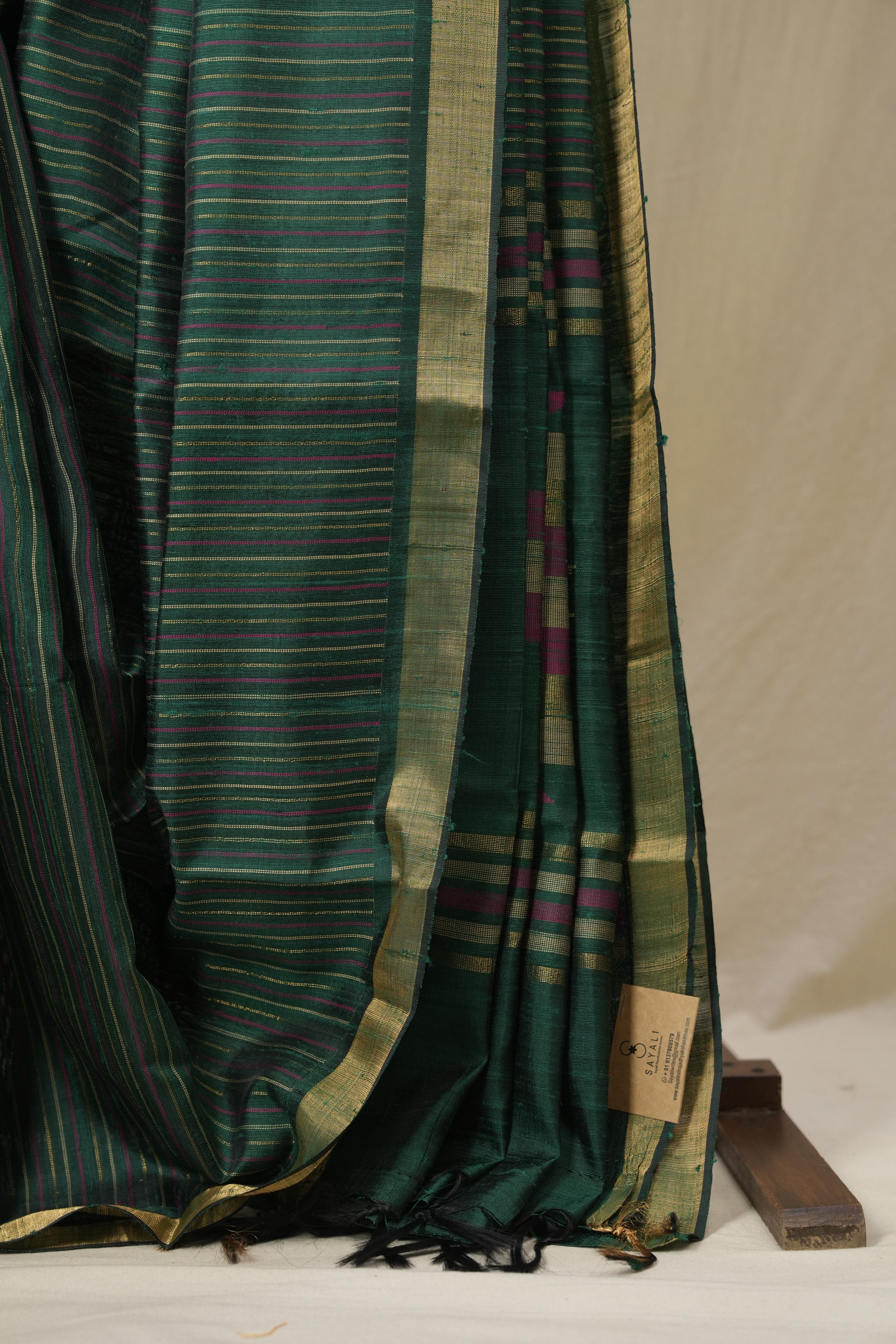 Green Raw Silk Saree - SRGRSS993