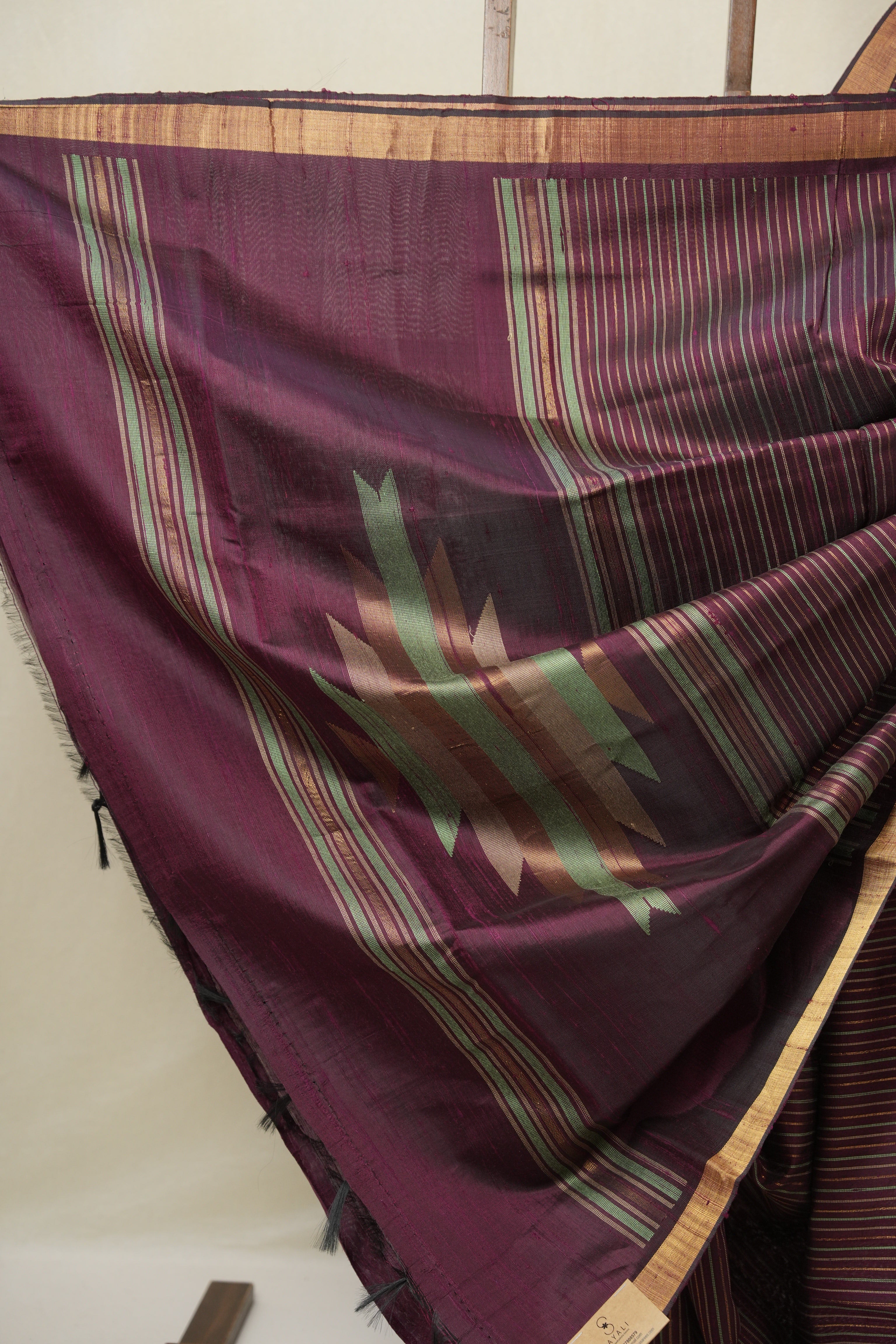 Wine Raw Silk Saree - SRWRSS985