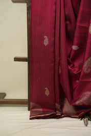Red Raw Silk  Saree - SRRRSS1057