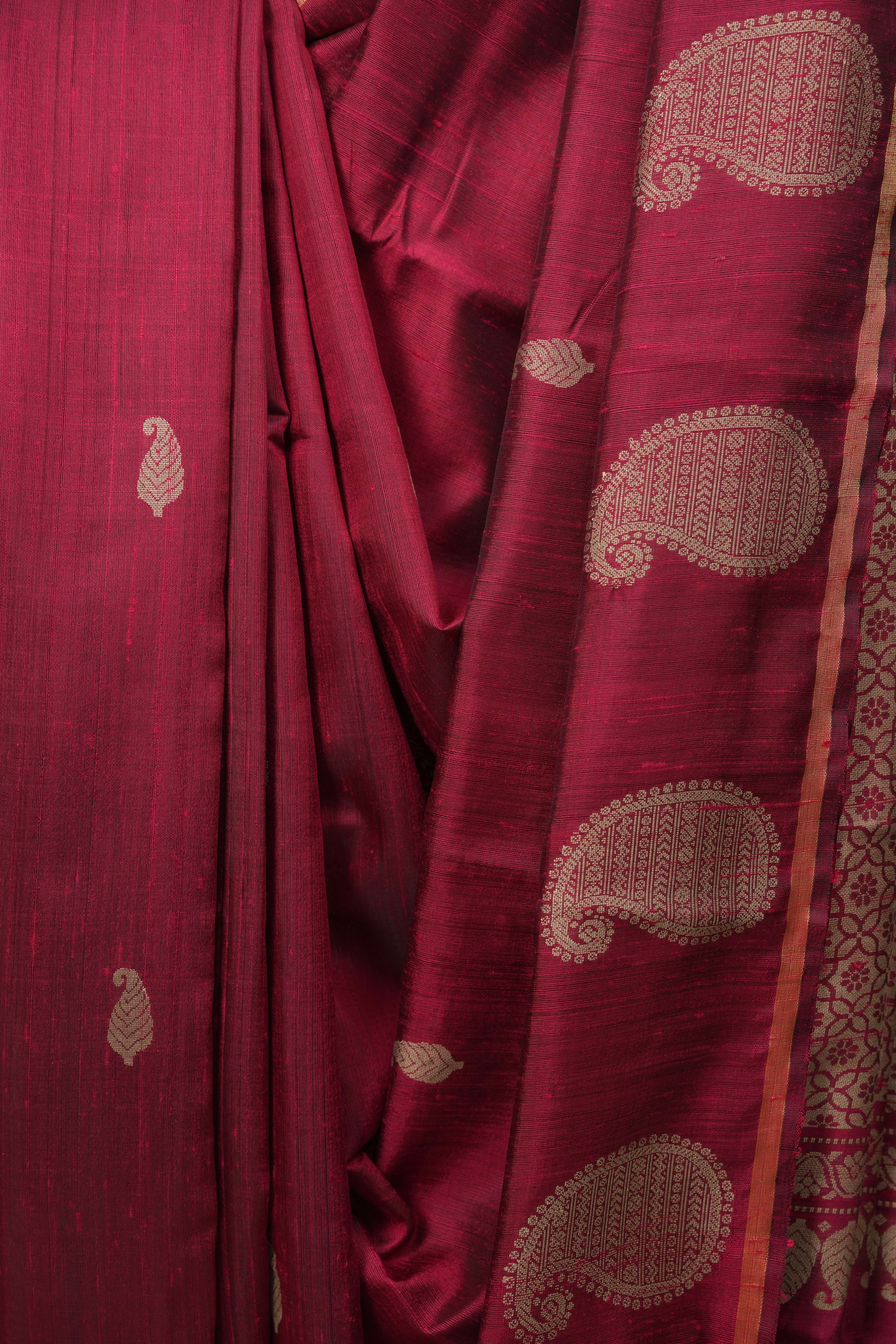 Red Raw Silk  Saree - SRRRSS1057