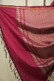 Red Raw Silk  Saree - SRRRSS1057