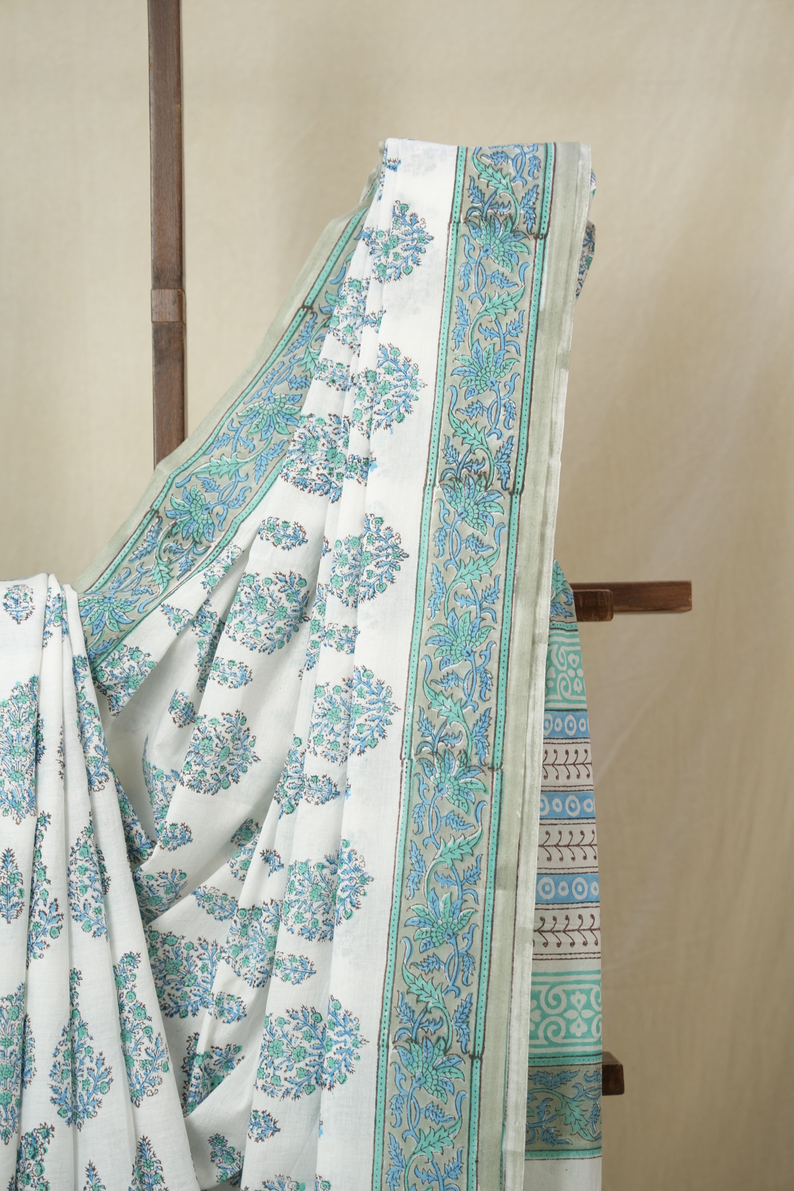 White HBP Cotton Saree - SRWCS3341