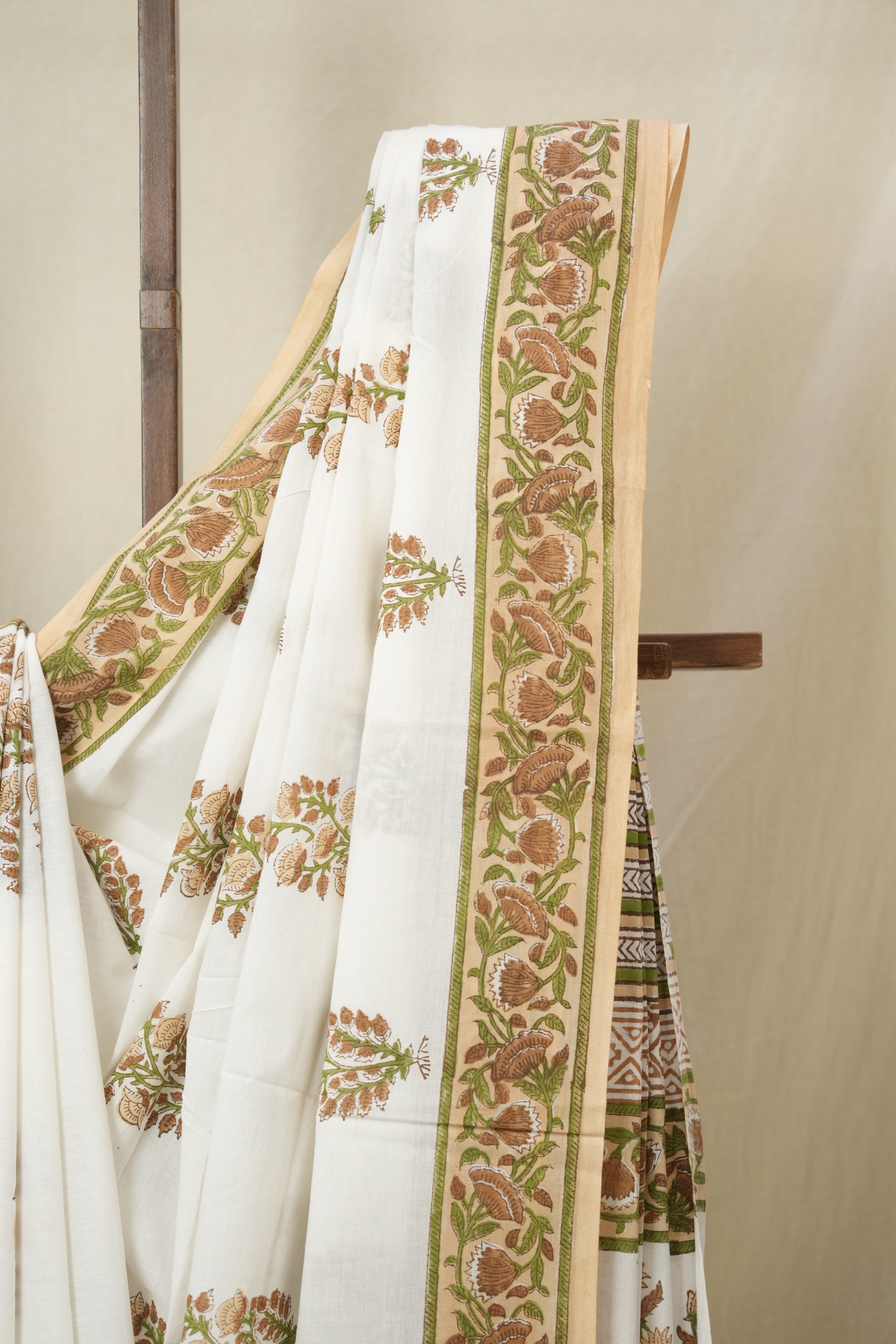 White HBP Cotton Saree - SRWCS3340