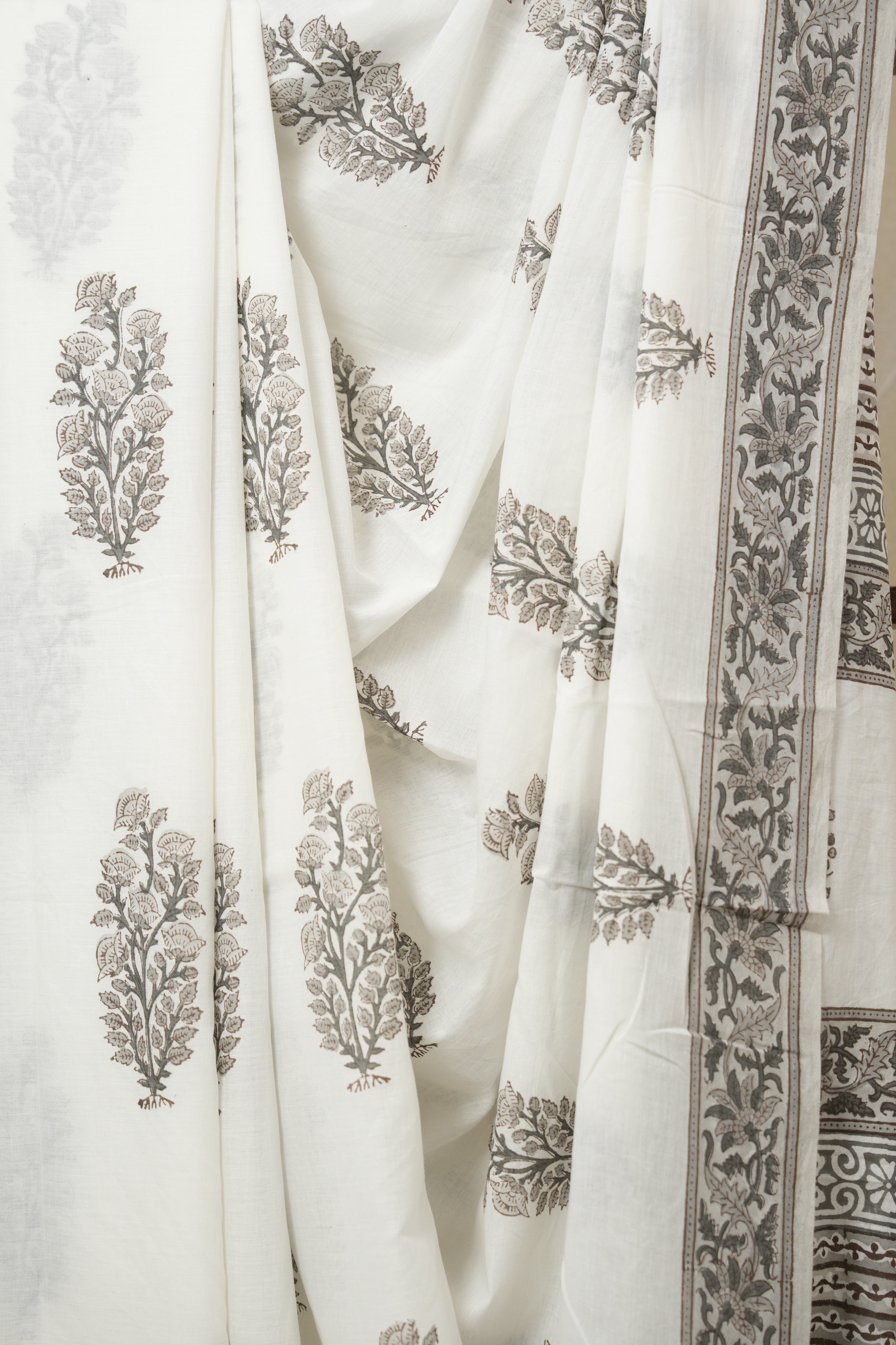 White HBP Cotton Saree - SROWCS3339