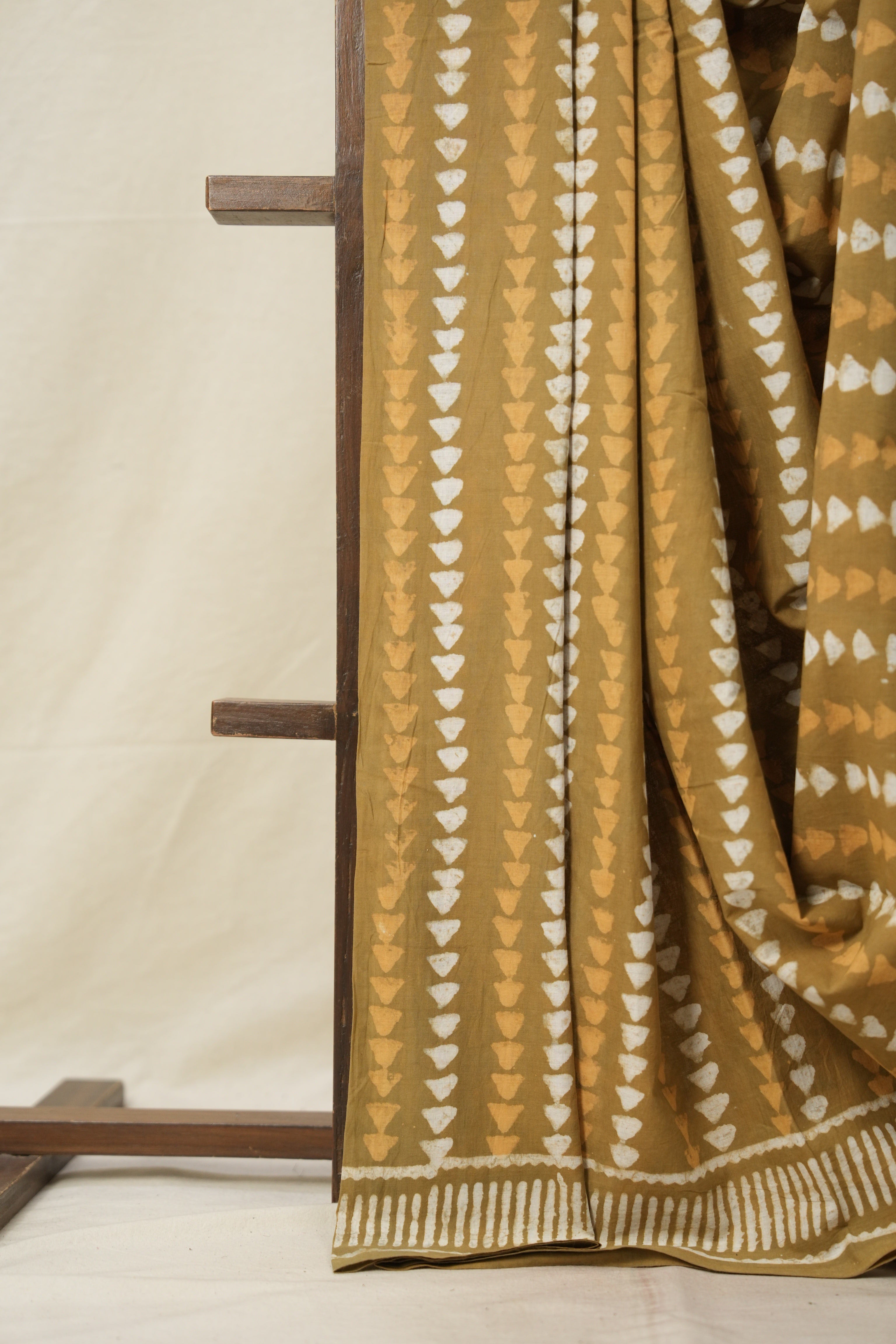 Khaki Brown n White HBP Cotton Saree - SRKBCS2884
