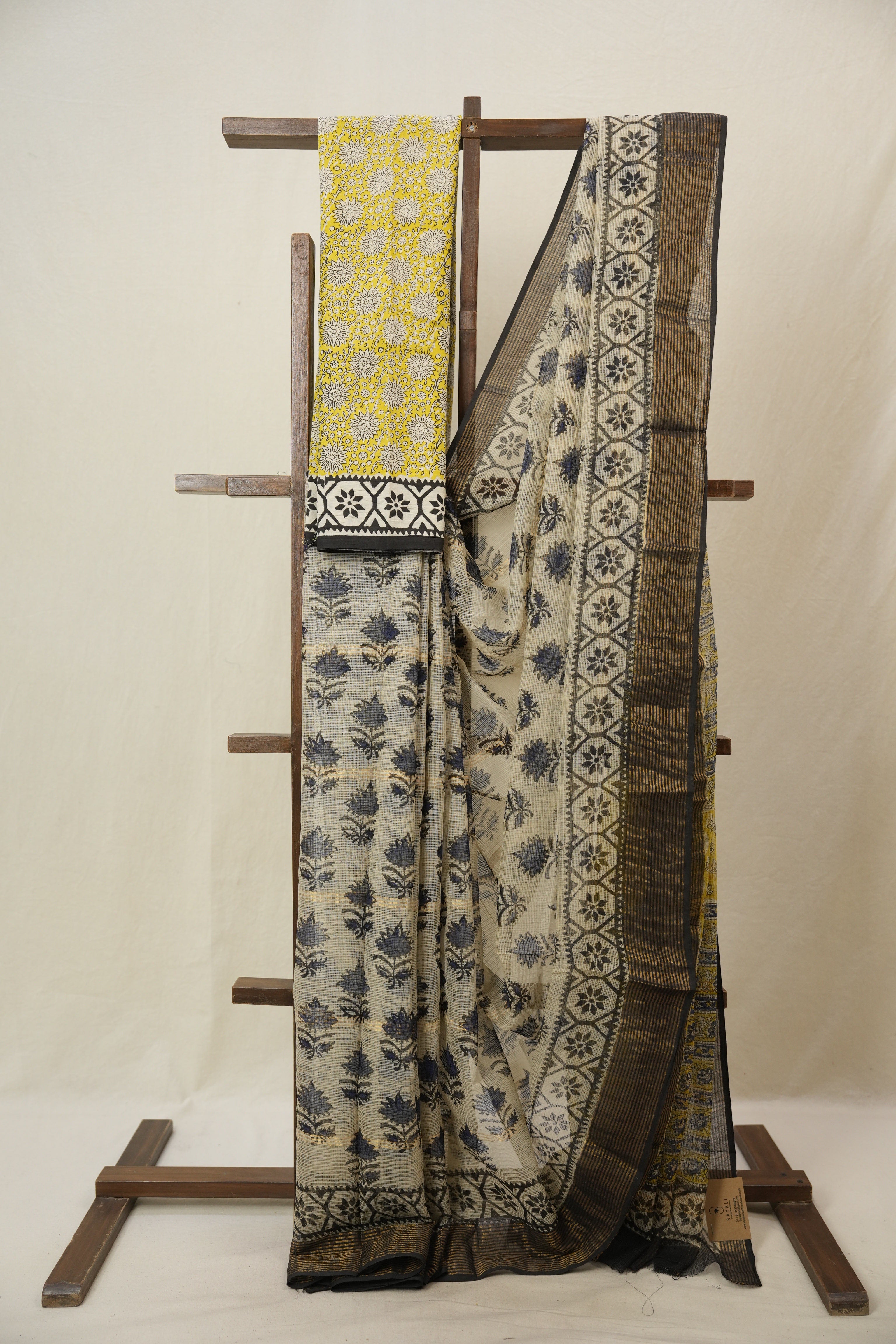 Cream HBP Kota Doria Saree - SRCKDS239