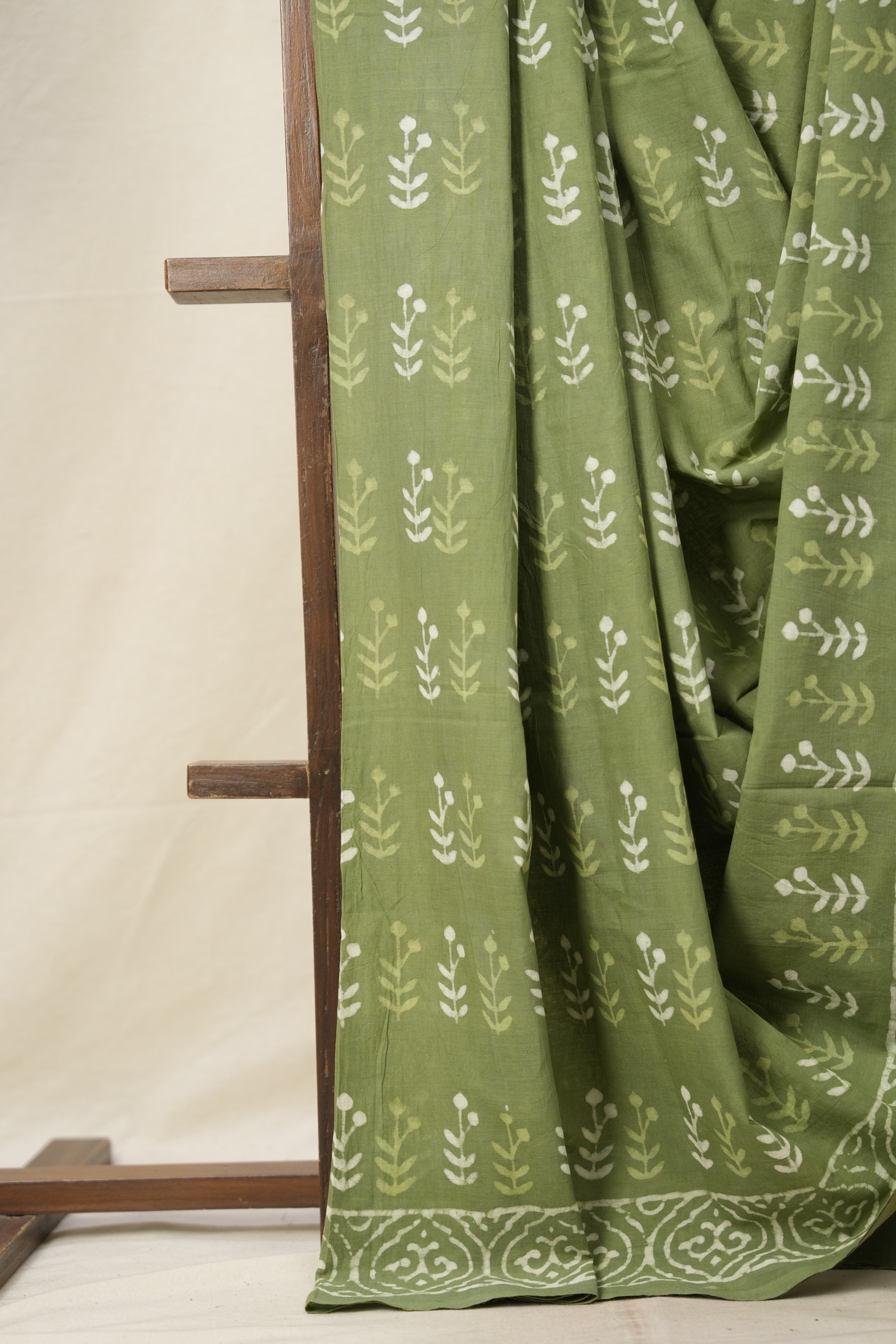 Leaf Green n White HBP Cotton Saree - SRLWCS2878