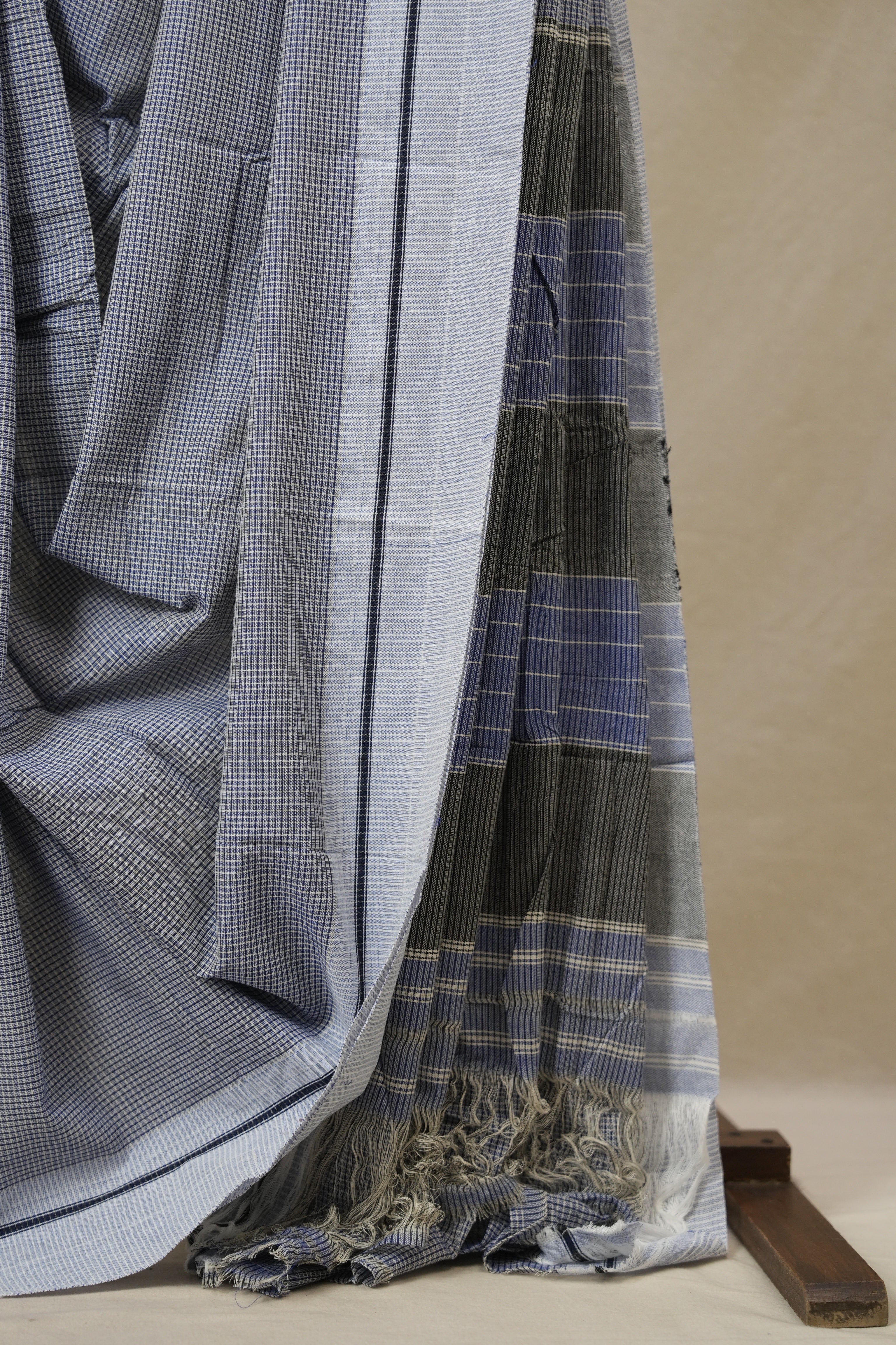 Light Blue Small Checks Cotton Patteda Anchu Saree - SRLBPAS317