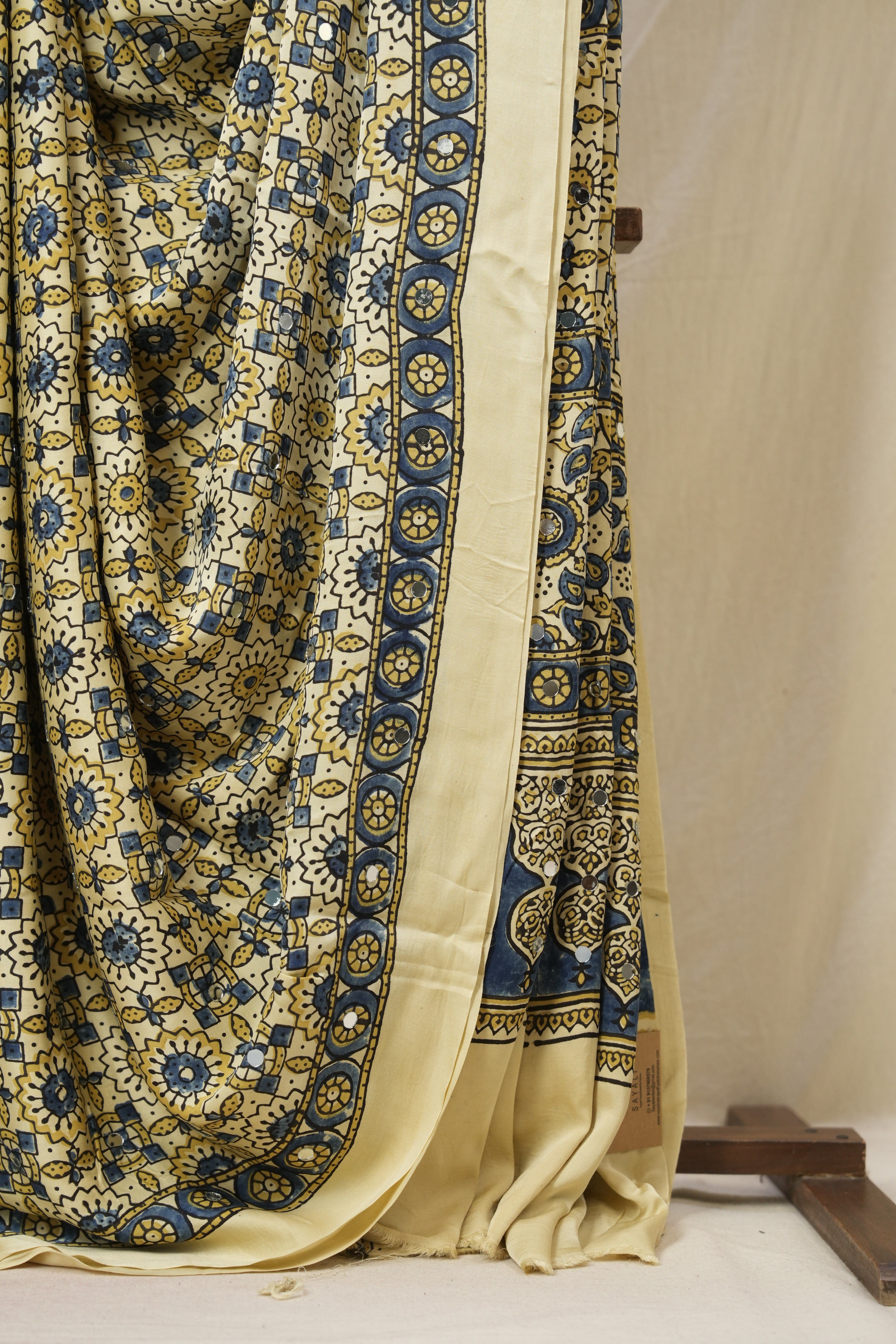 Cream HBP Modal Silk Saree - SRCMSS644