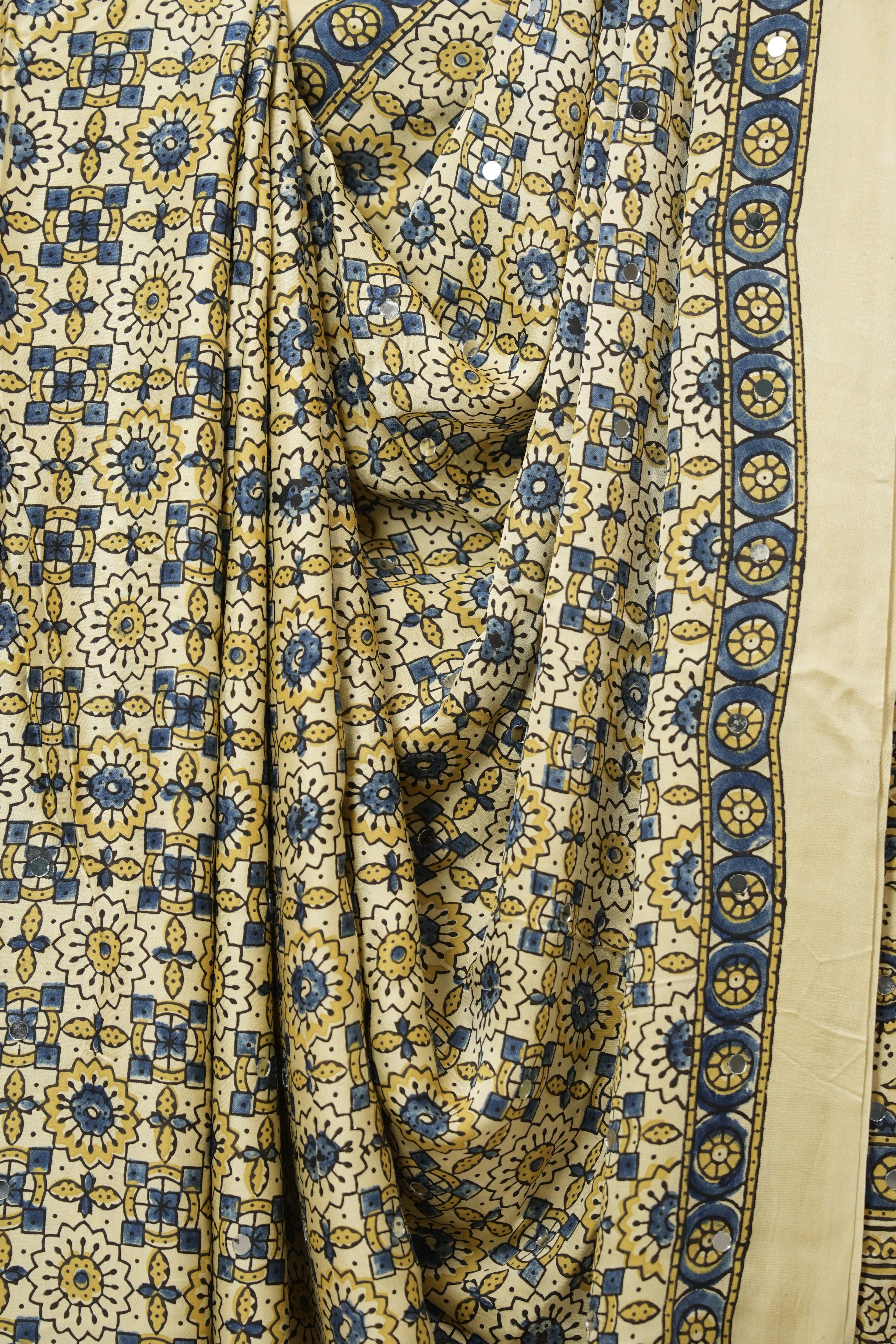 Cream HBP Modal Silk Saree - SRCMSS644
